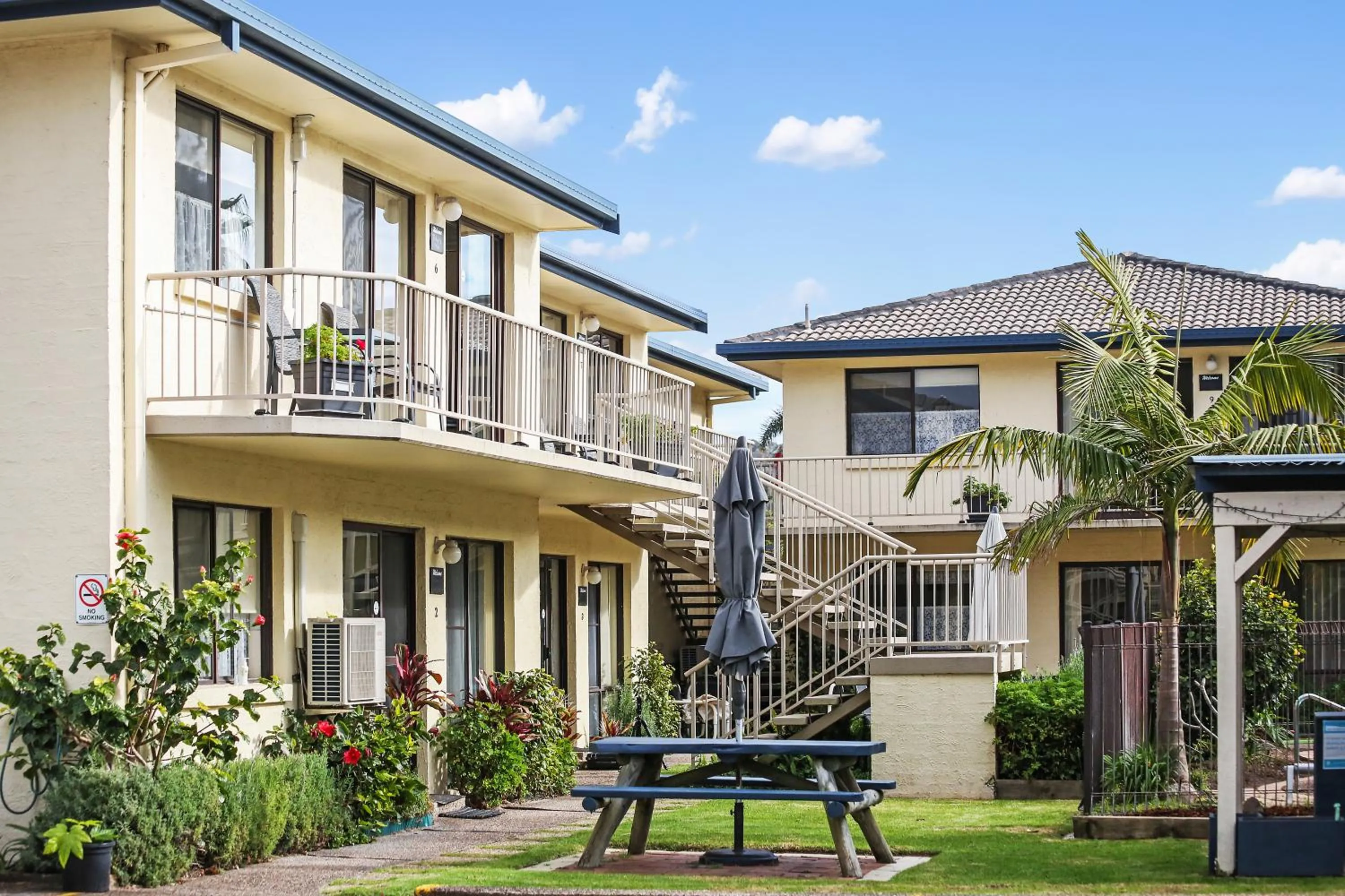 Ocean Drive Apartments