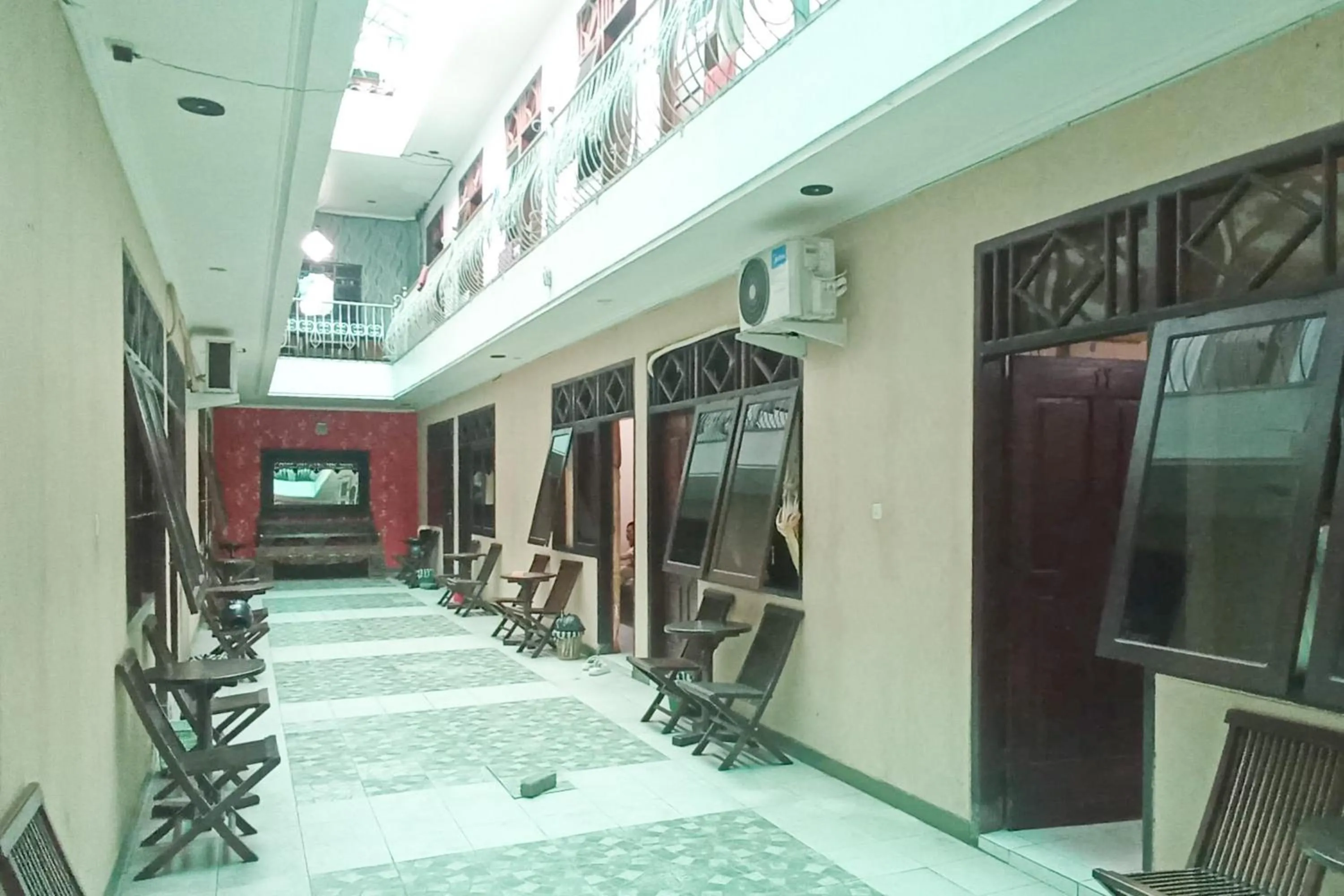 Seating area in Trihakso Guest House near Kaliurang RedPartner