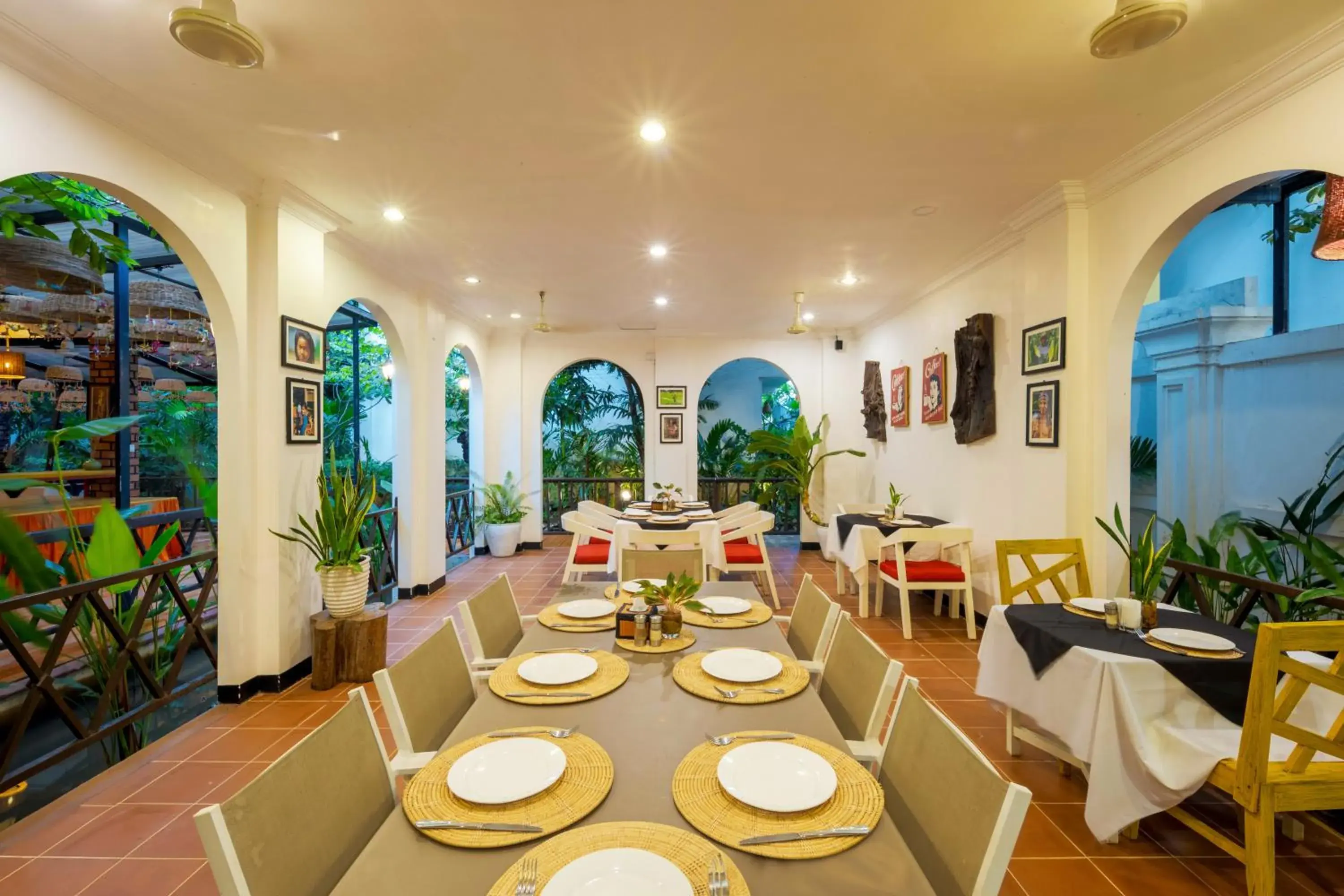 Restaurant/places to eat in La Residence WatBo Hotel Restaurant/places to eat in La Residence WatBo Hotel