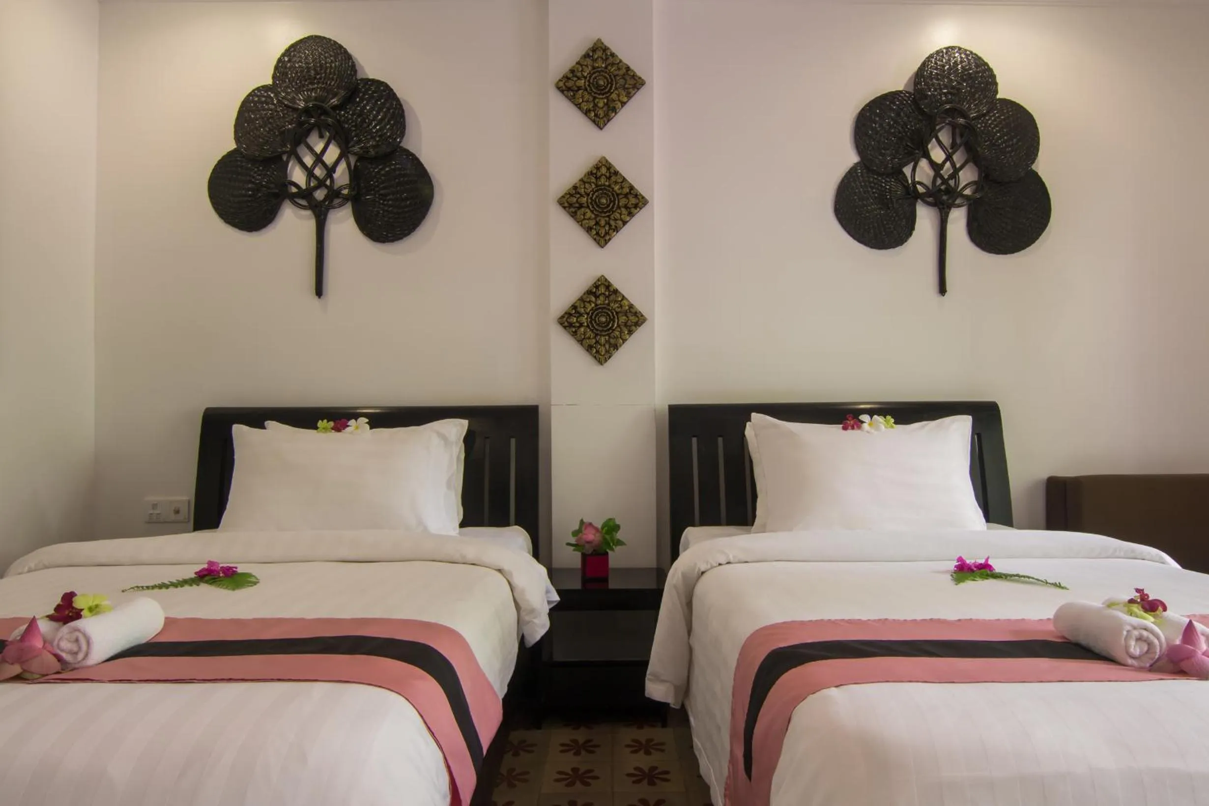 Bedroom, Bed in La Residence WatBo Hotel