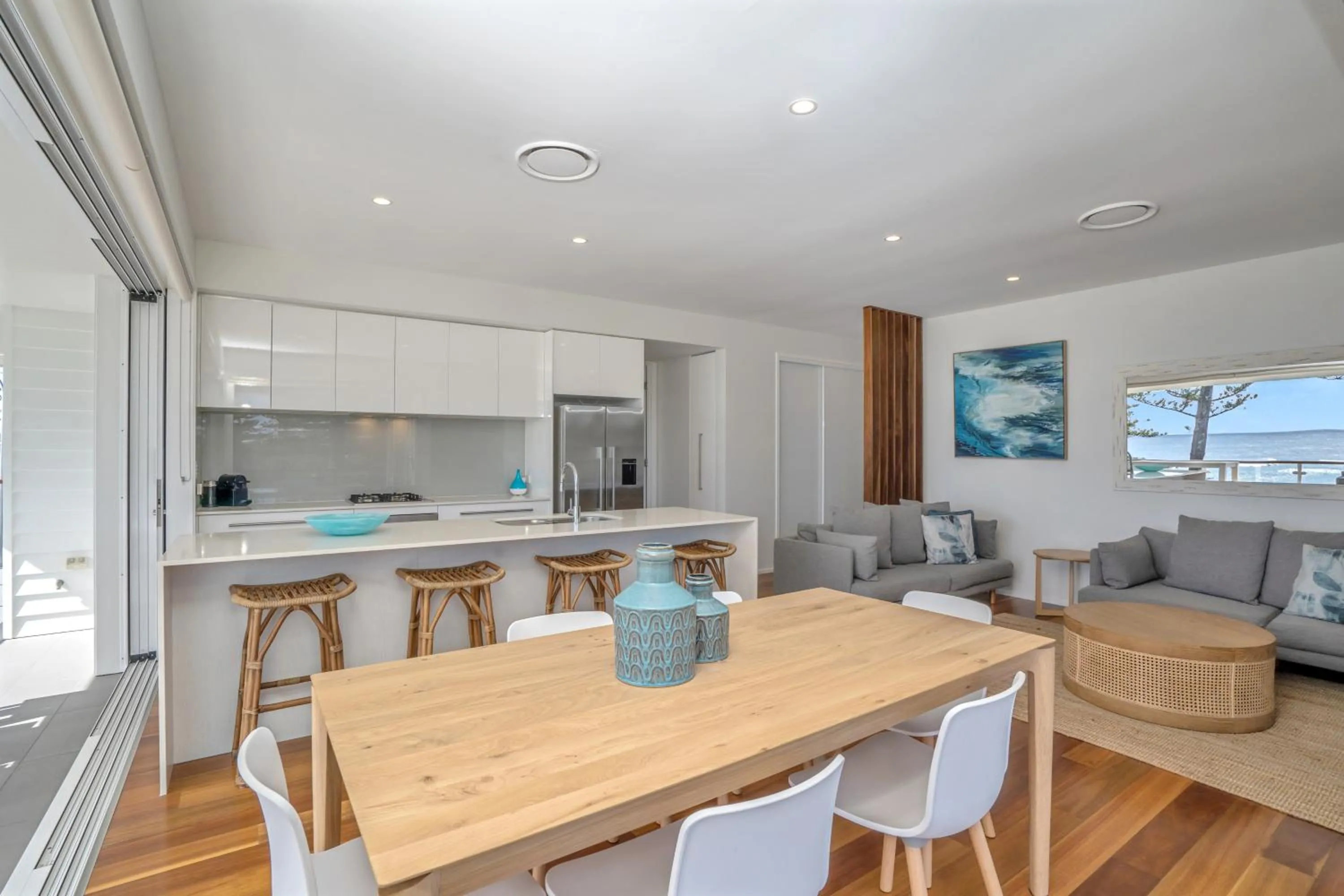 Bujerum Apartments on Burleigh