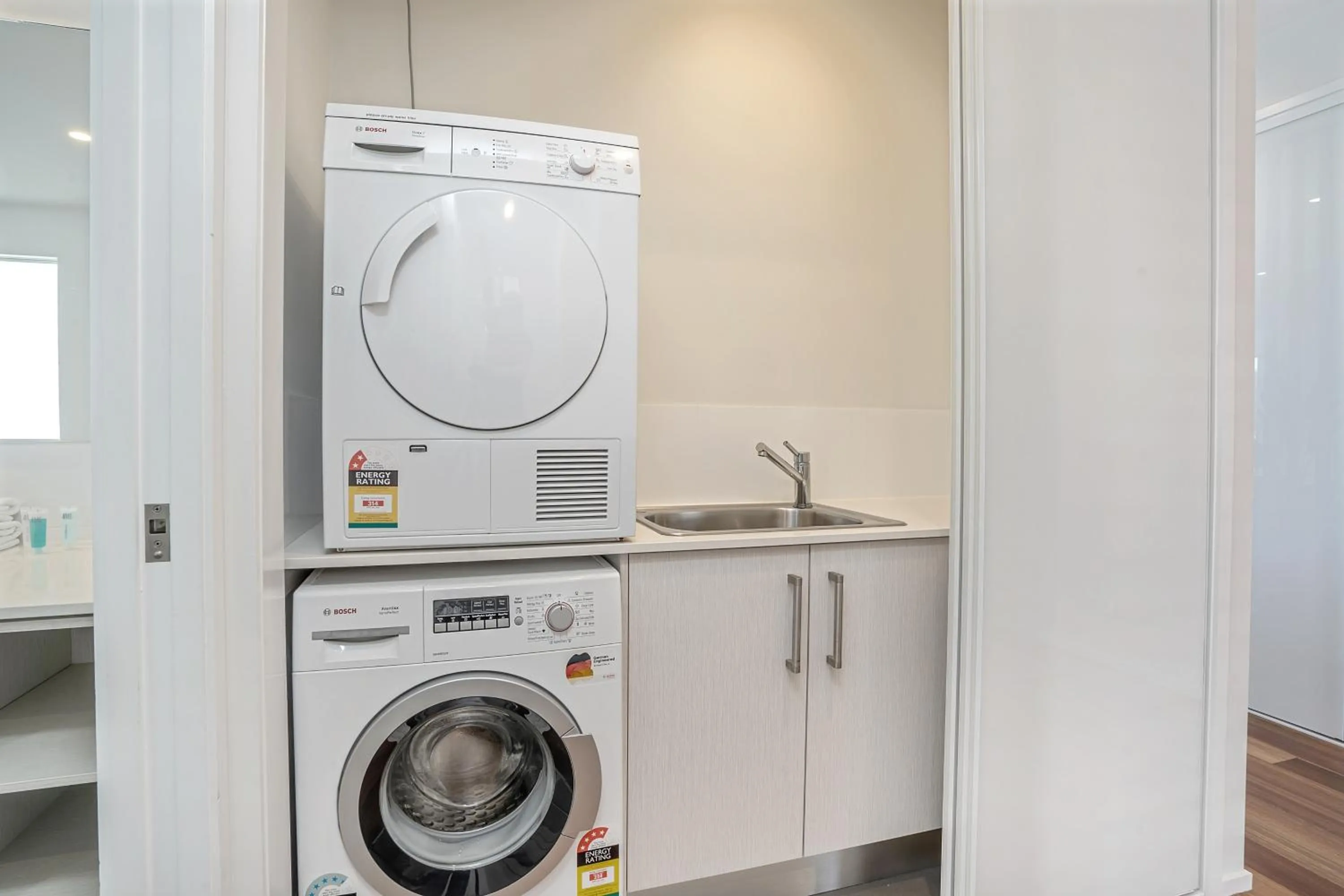 Area and facilities in Bujerum Apartments on Burleigh