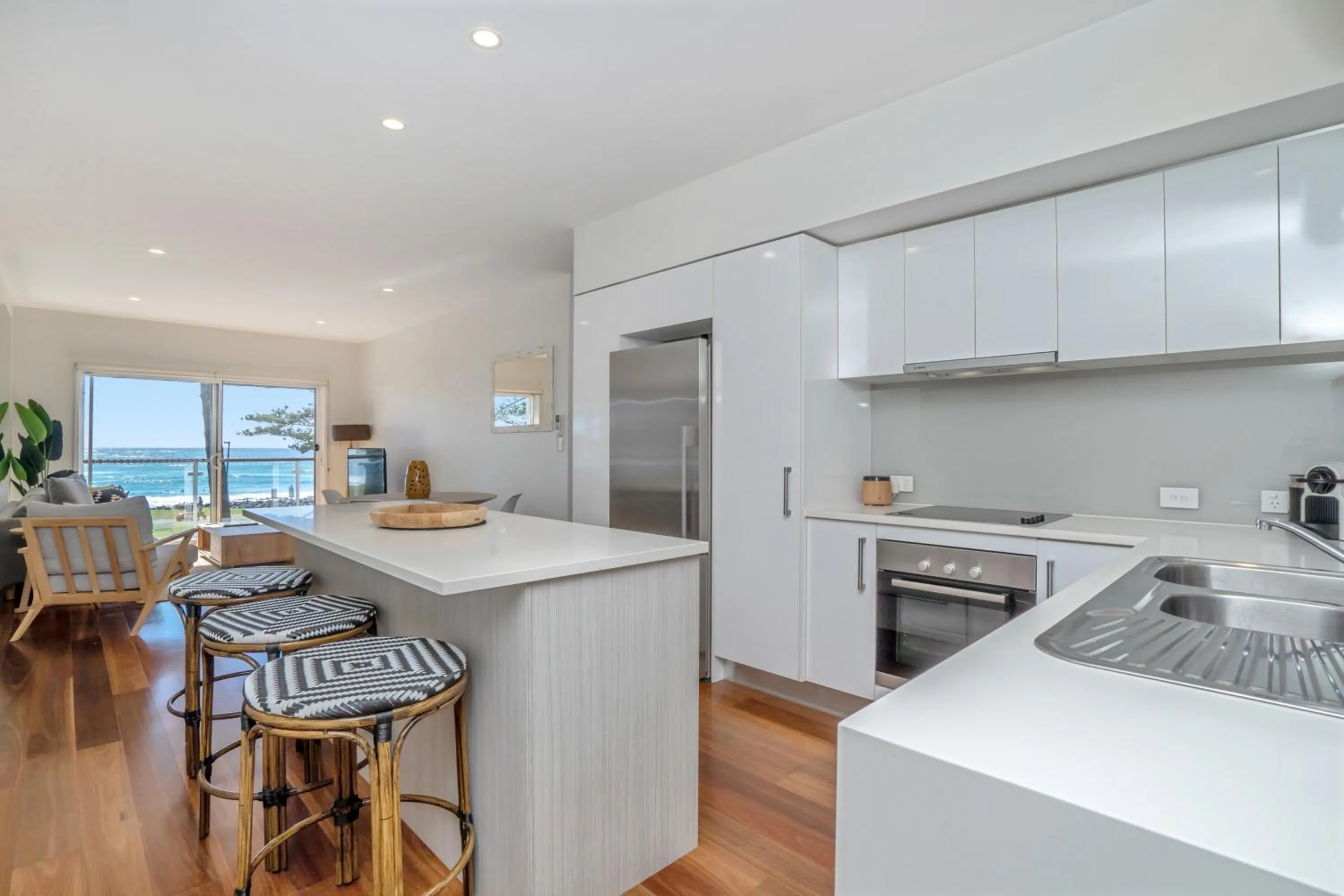 Kitchen or kitchenette in Bujerum Apartments on Burleigh