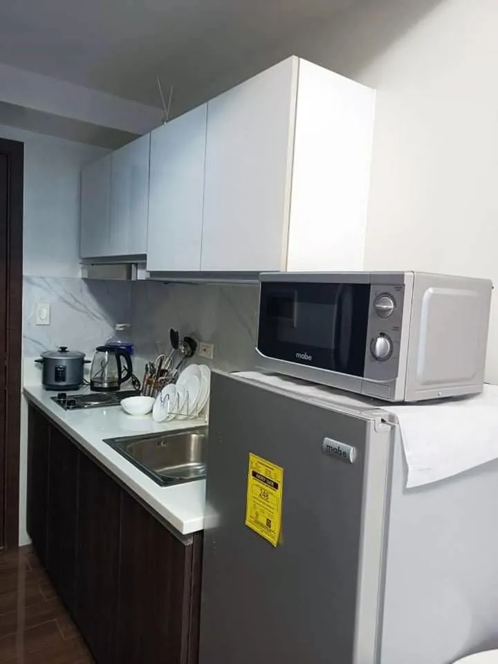 Fully Furnished 1 Bedroom at SMDC Air Residence with Balcony City View