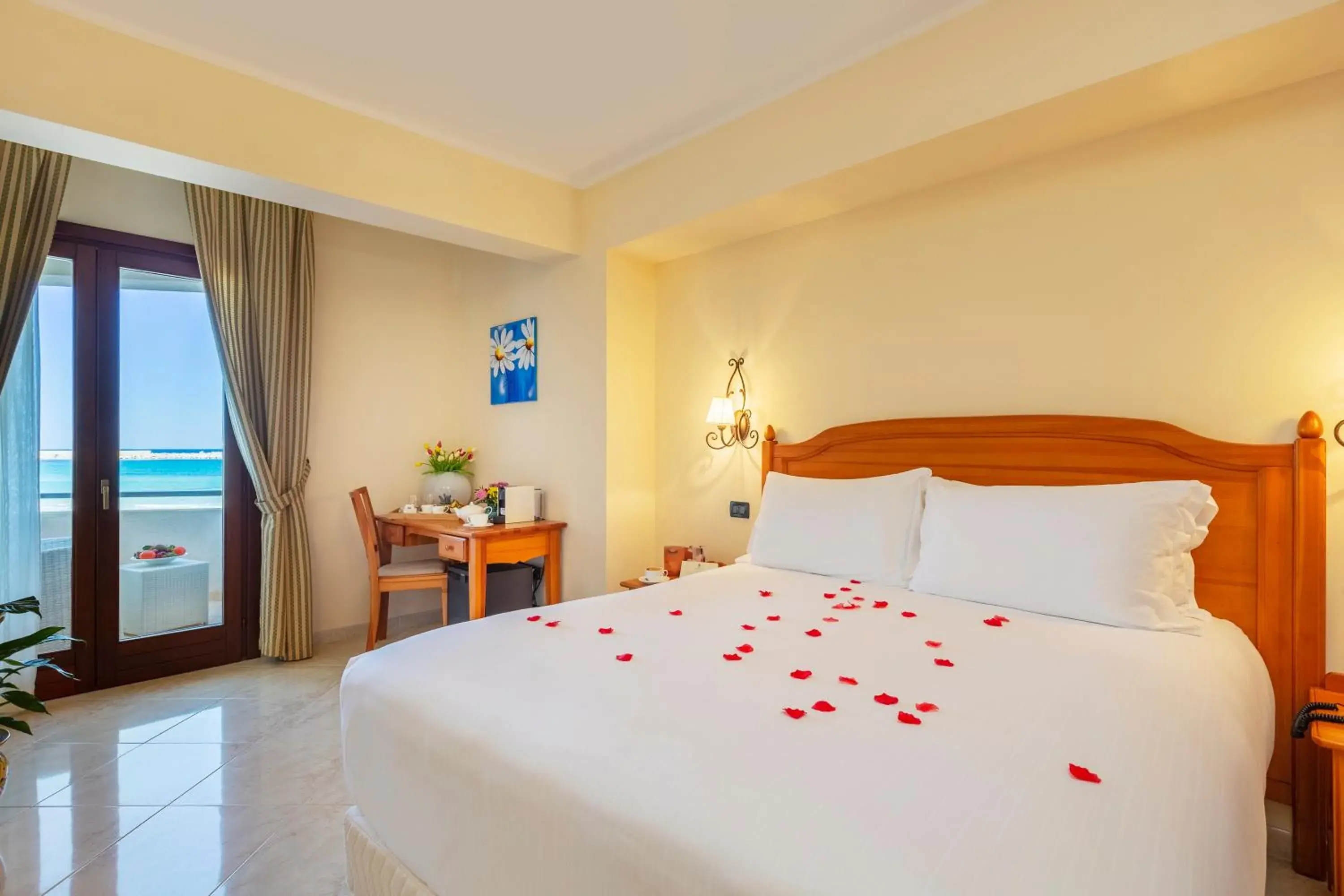 Bedroom, Bed in Mira Spiaggia Bedroom, Bed in Mira Spiaggia