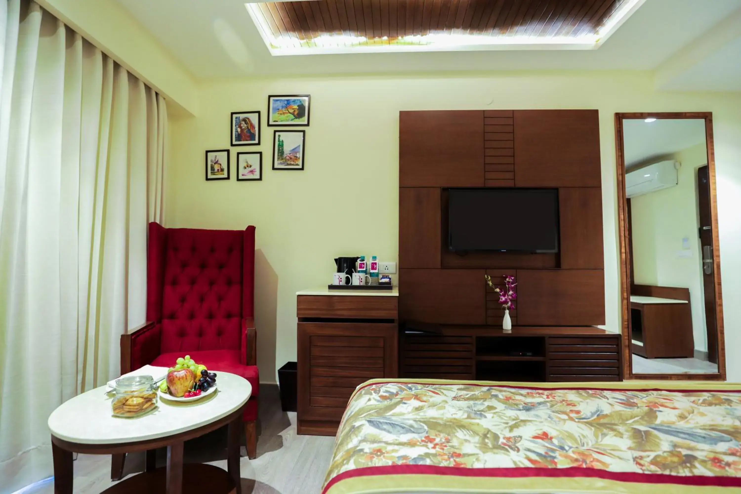 Photo of the whole room in Regenta Hilltop Shimla Photo of the whole room in Regenta Hilltop Shimla