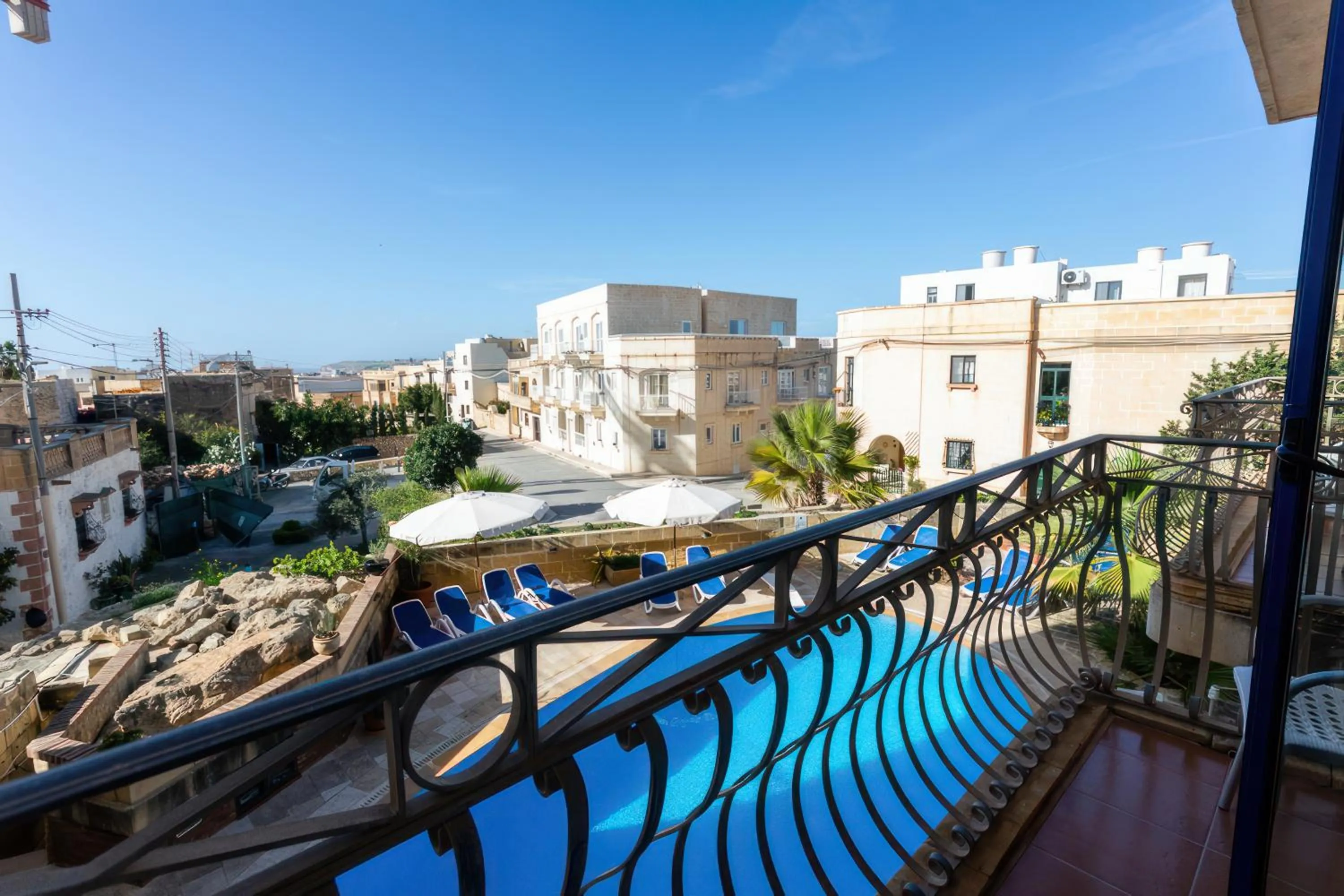 Balcony/Terrace in Villa Serenity B&B