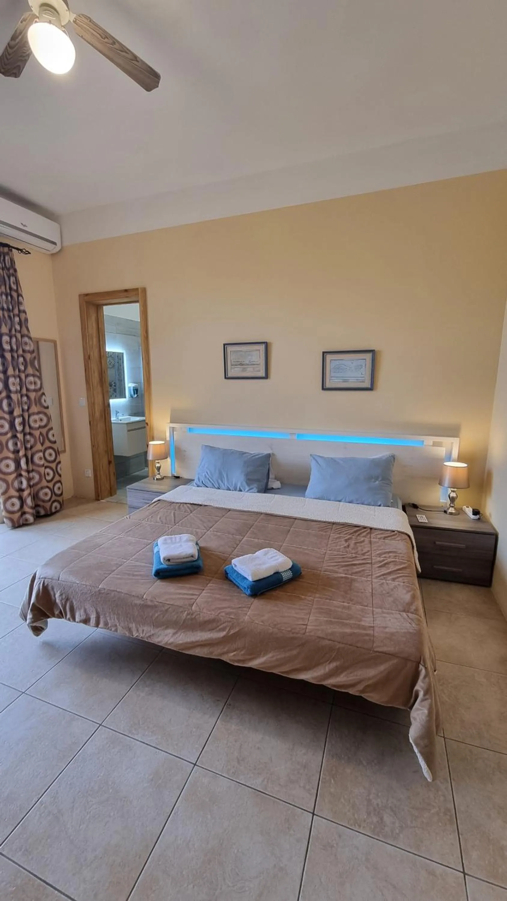 Photo of the whole room in Villa Serenity B&B