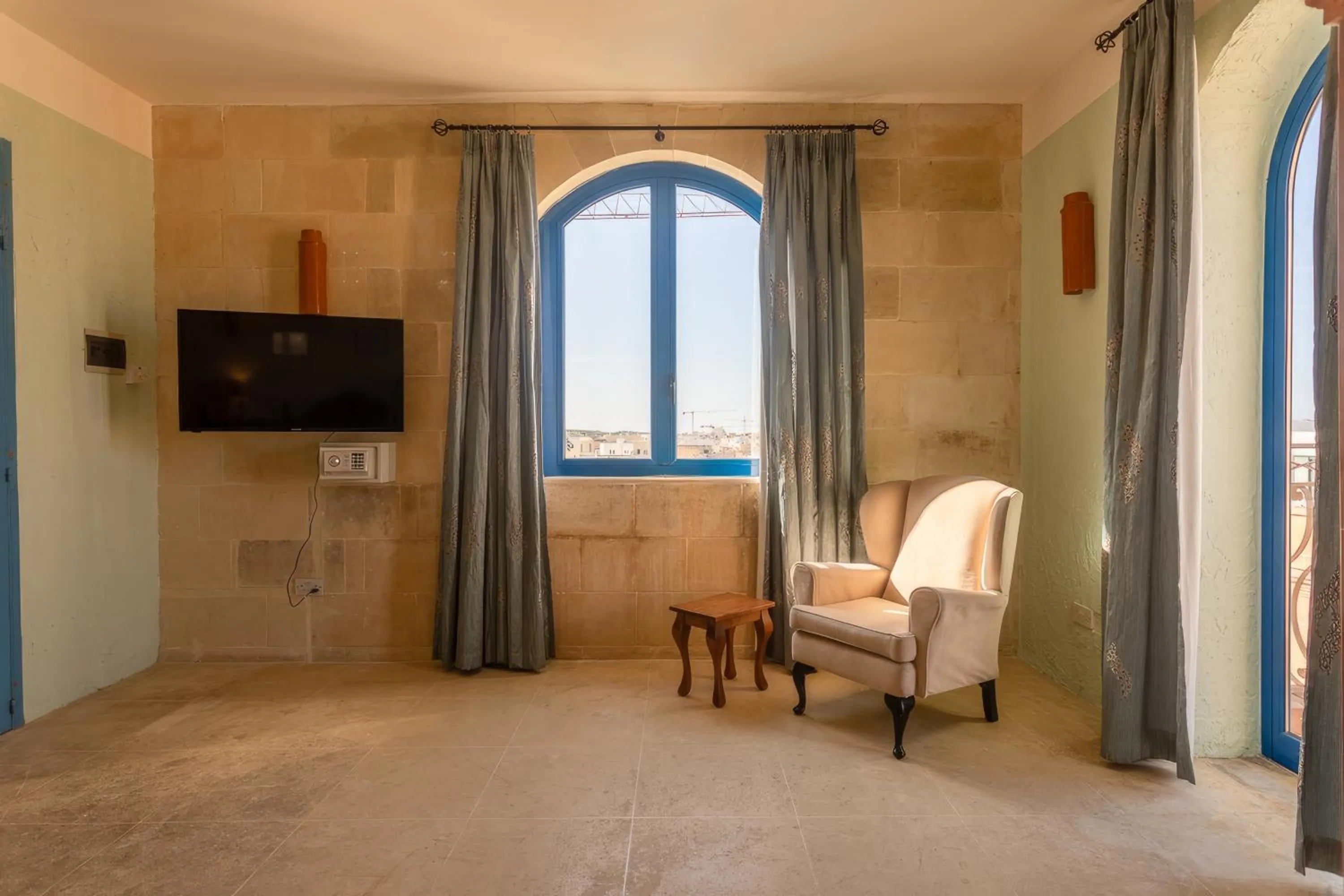 Photo of the whole room in Villa Serenity B&B