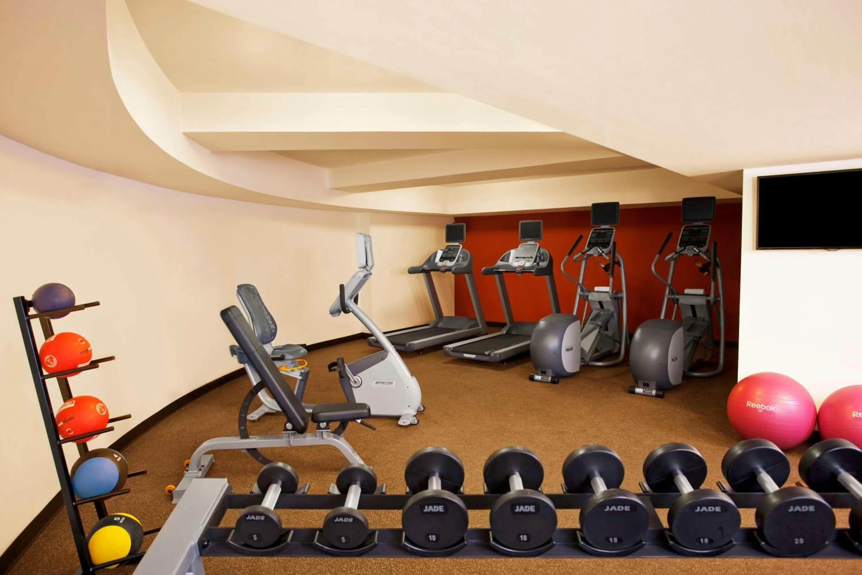 Fitness centre/facilities in Hilton Garden Inn, Trivandrum