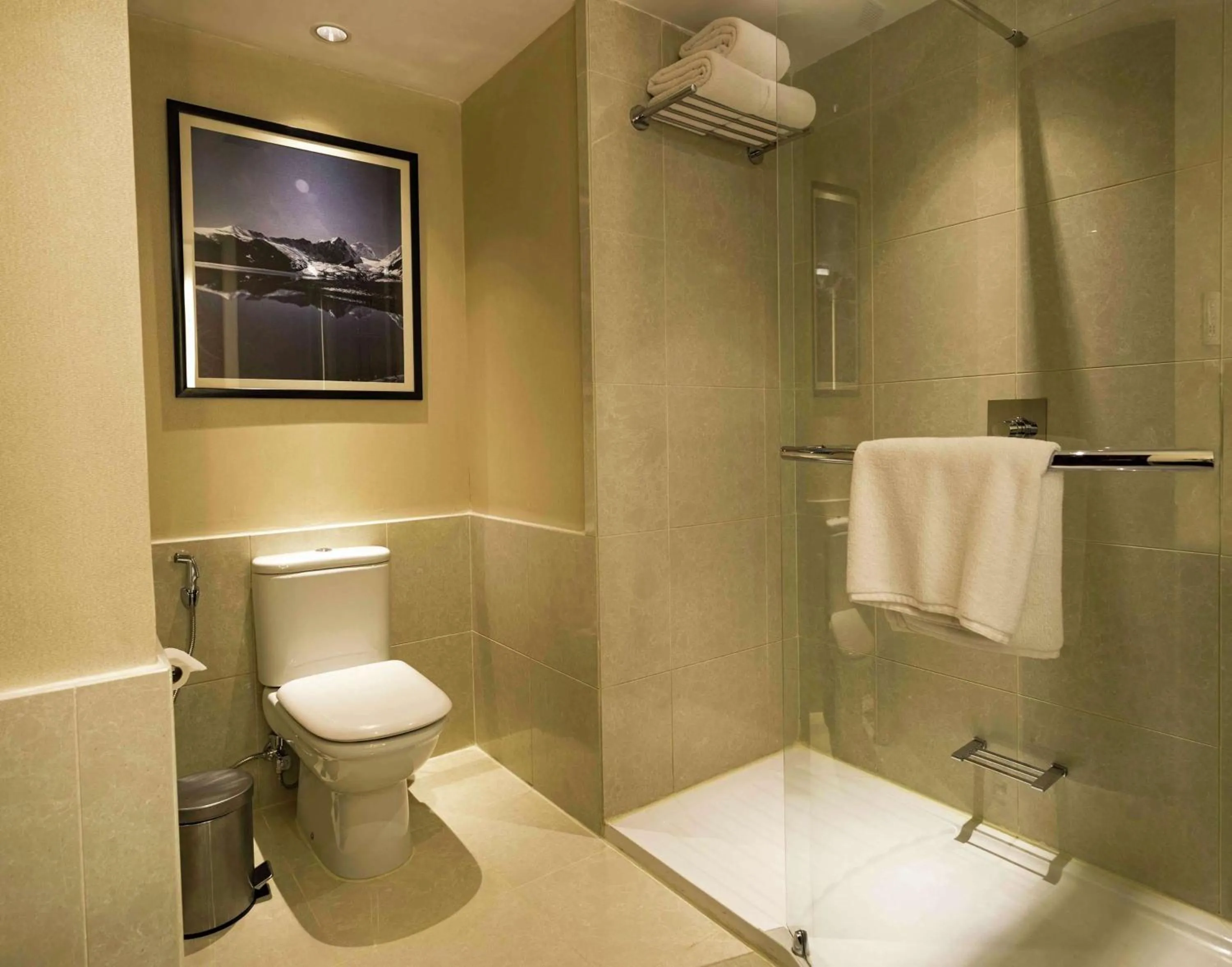 Bathroom in Hilton Garden Inn, Trivandrum