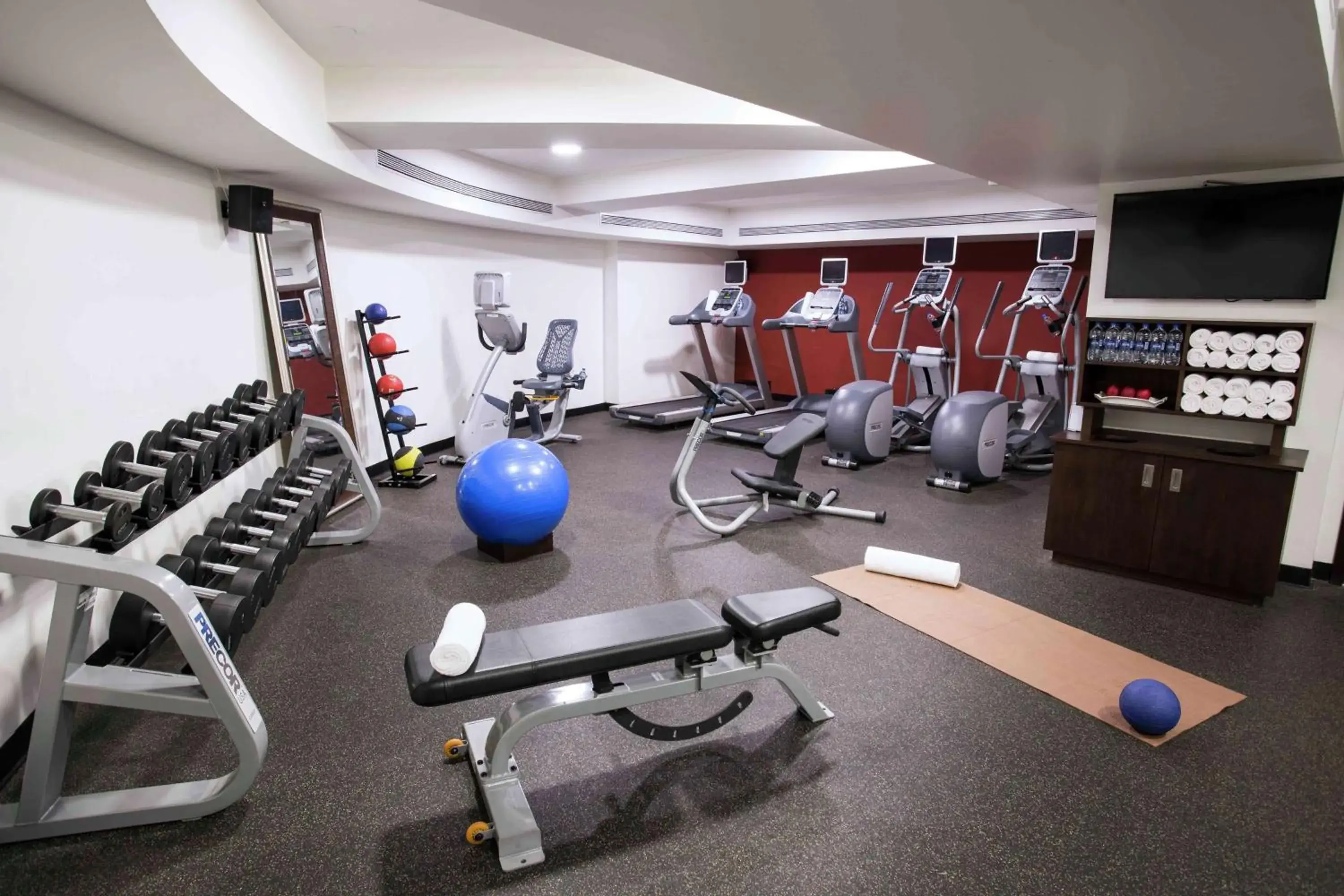 Fitness centre/facilities in Hilton Garden Inn, Trivandrum Fitness centre/facilities in Hilton Garden Inn, Trivandrum