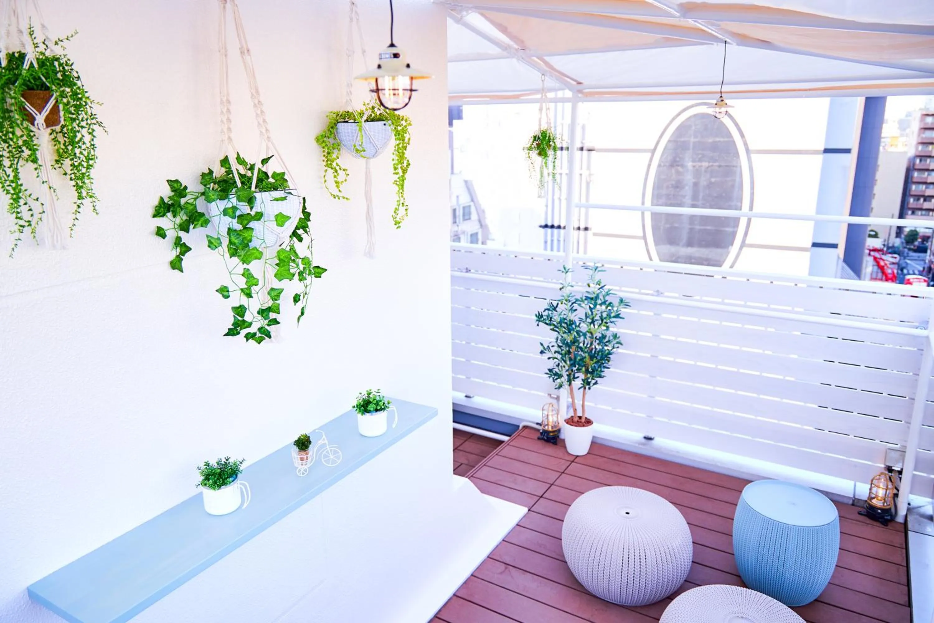 Balcony/Terrace in Hotel BaliAn Resort Shinjuku Glamping