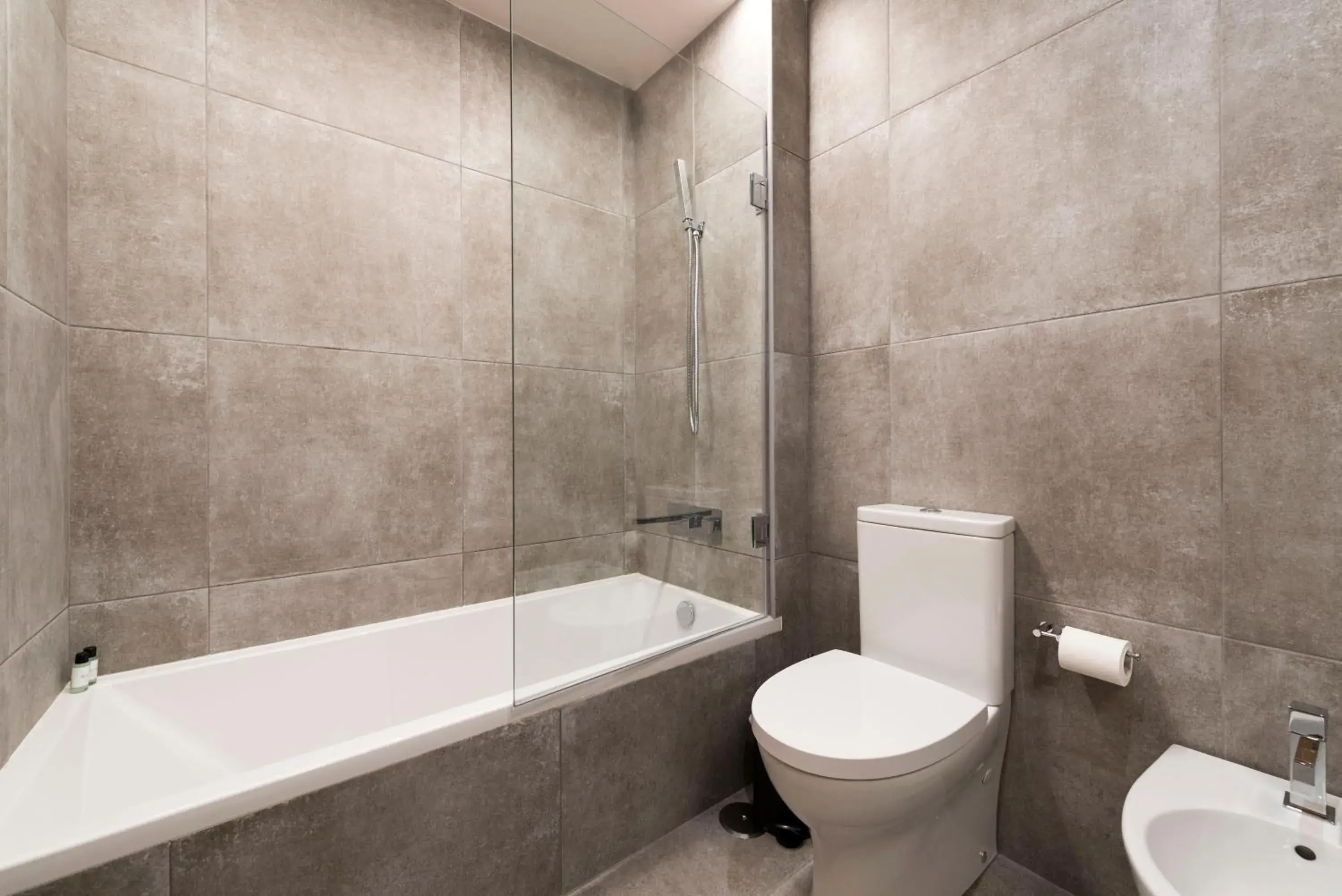 Twin Room with Balcony in Oliva Welcoming Apartments Twin Room with Balcony in Oliva Welcoming Apartments