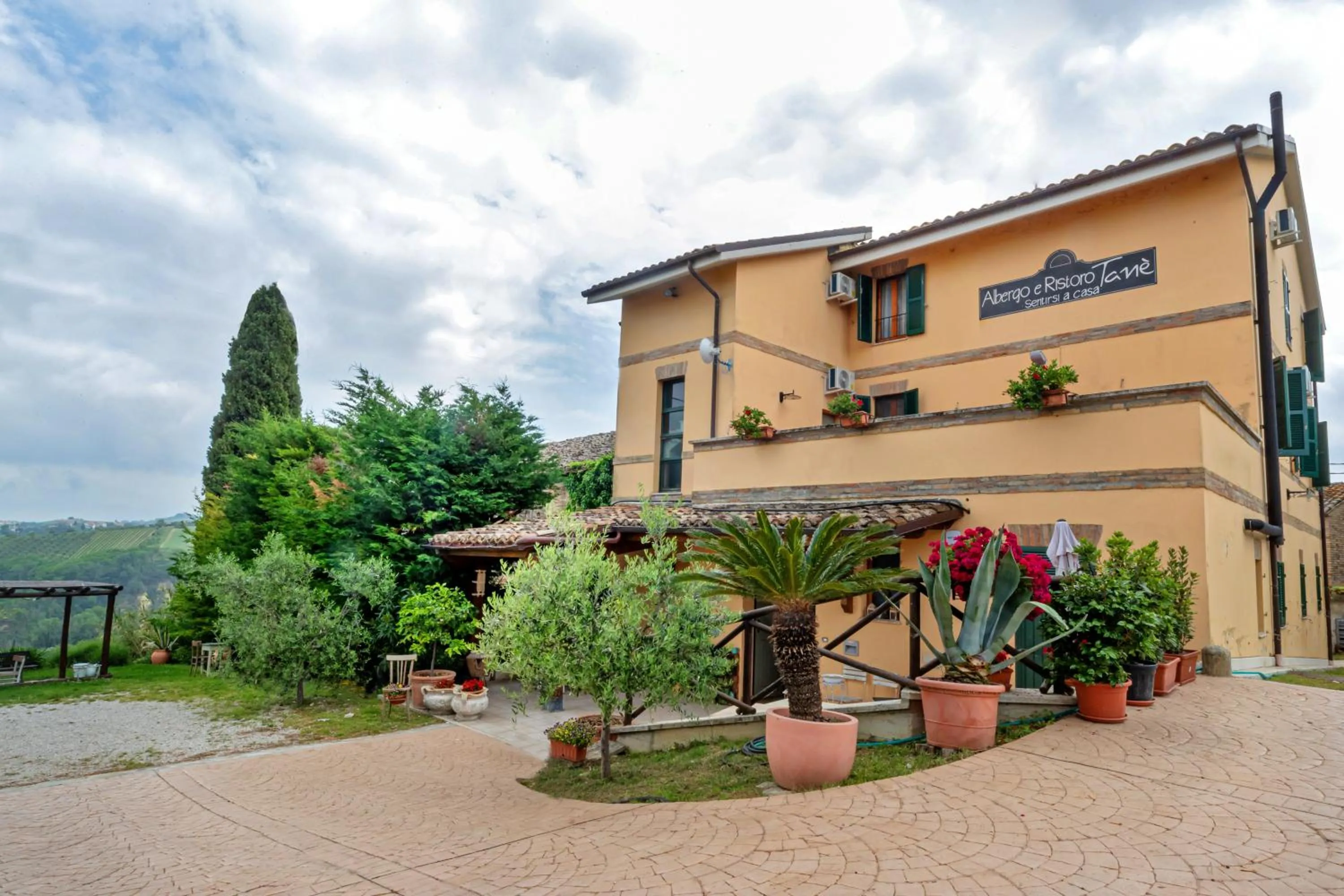 Property building in Locanda Tanè