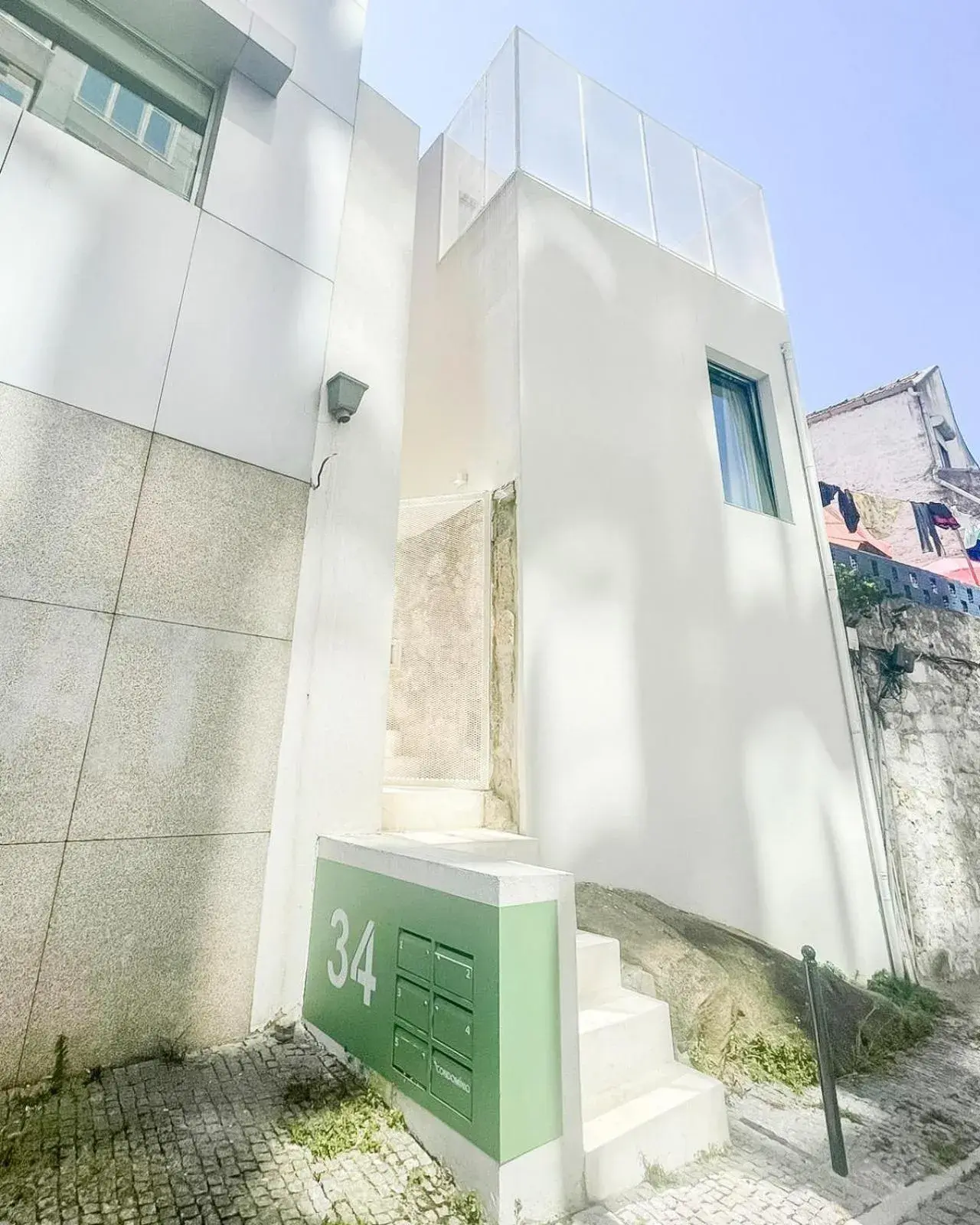 Duplex Apt - Sleeps 4 - Roof Terrace - Balcony Duplex Apt - Sleeps 4 - Roof Terrace - Balcony