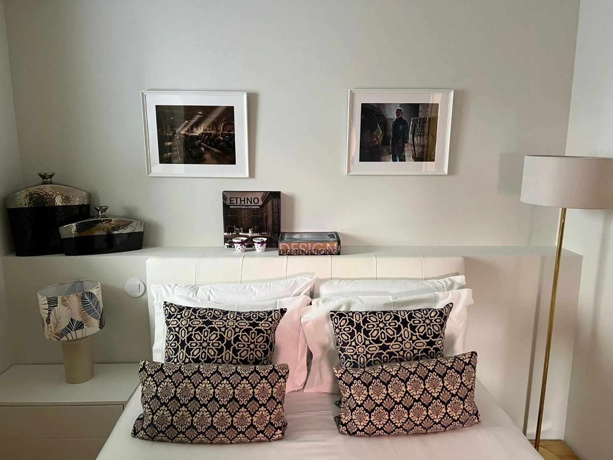 Duplex Apt - Sleeps 4 - Roof Terrace - Balcony