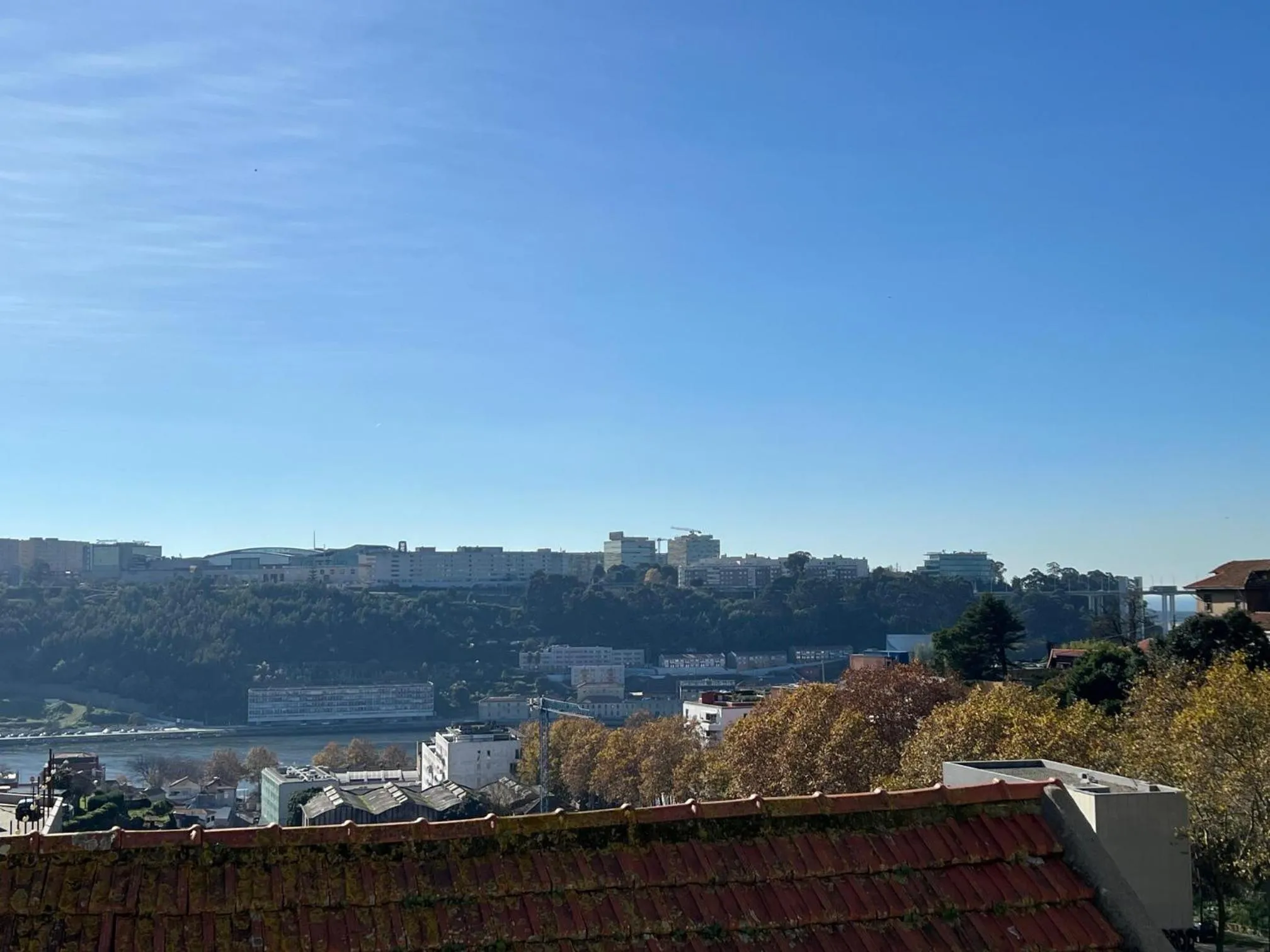 Duplex Apt - Sleeps 4 - Roof Terrace - Balcony