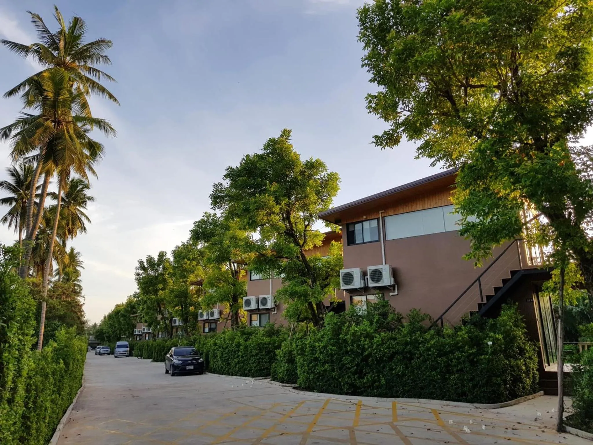 Property building in The Grace Amphawa