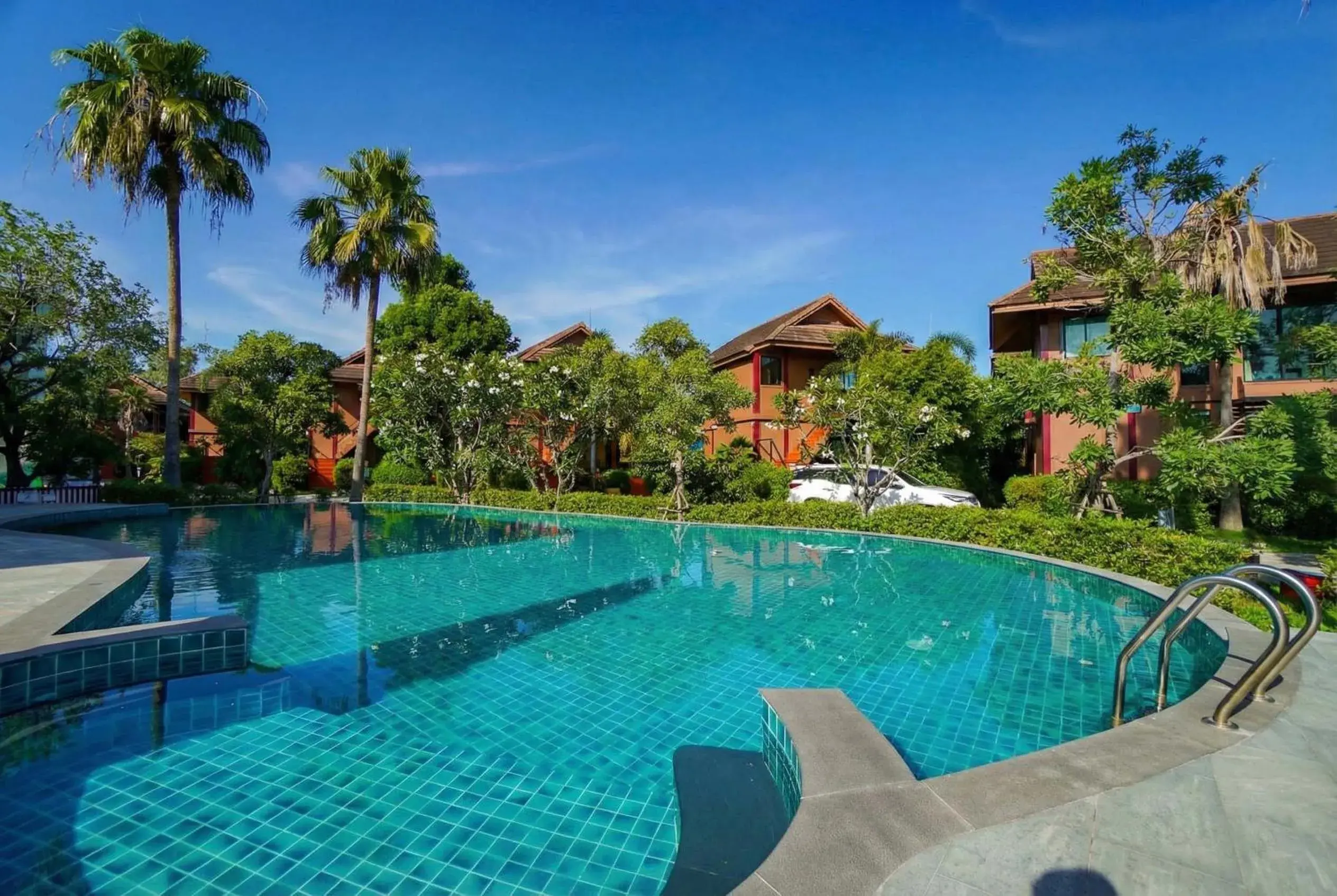 Pool view in The Grace Amphawa Pool view in The Grace Amphawa