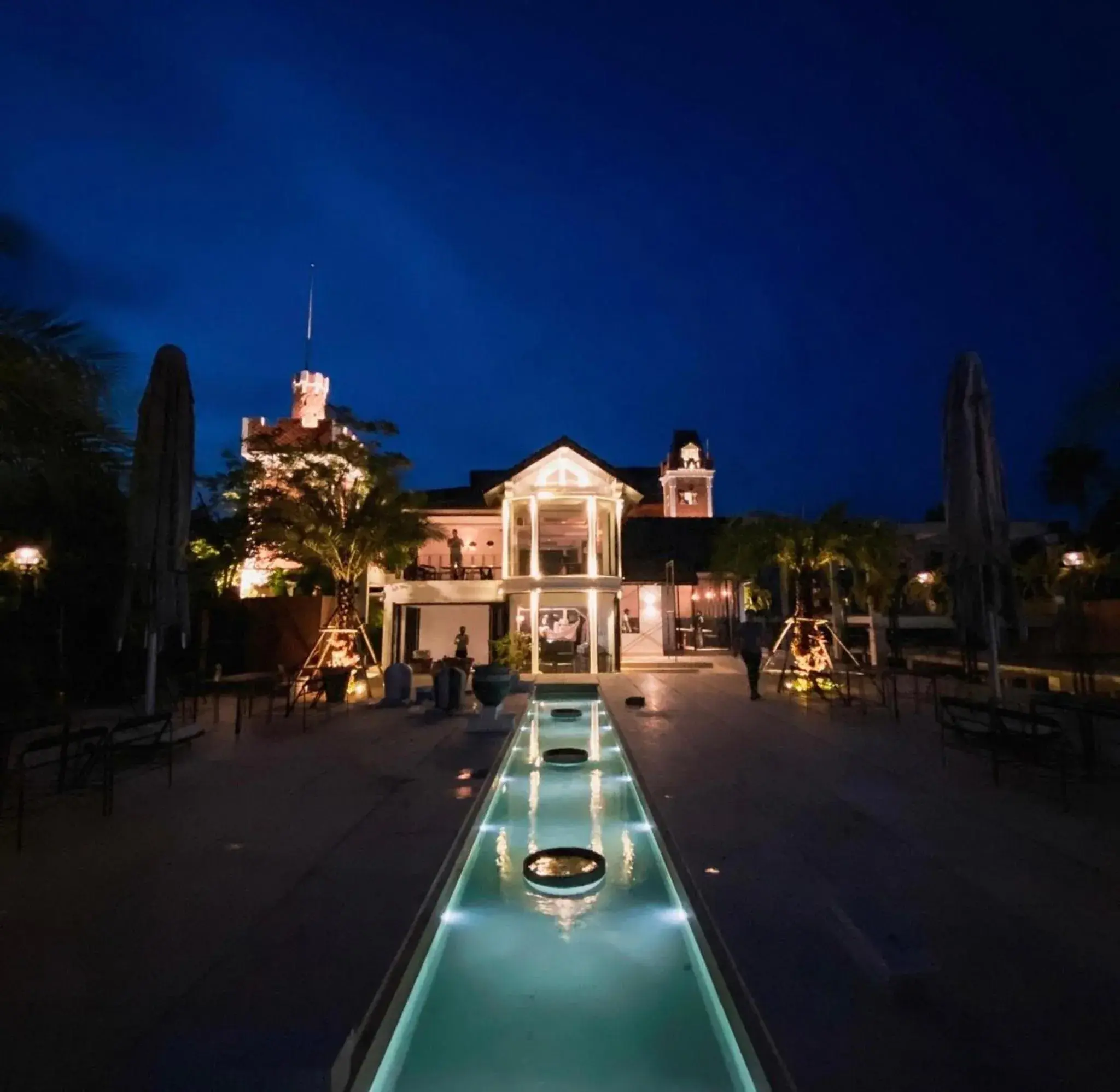 Restaurant/places to eat in The Grace Amphawa Restaurant/places to eat in The Grace Amphawa