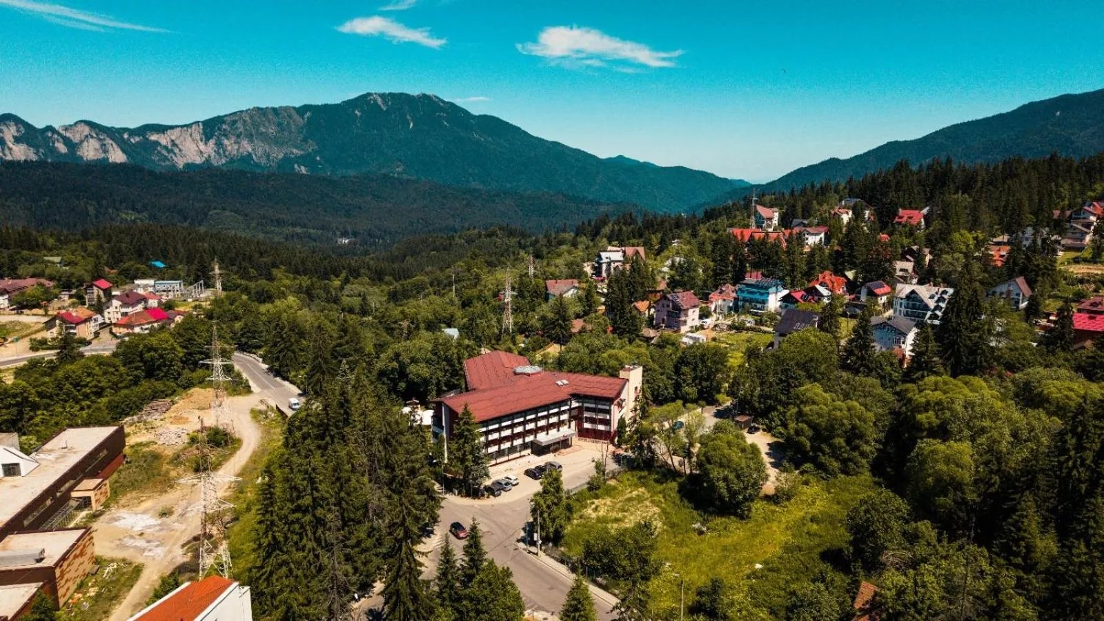 Property building in Hotel Carpați