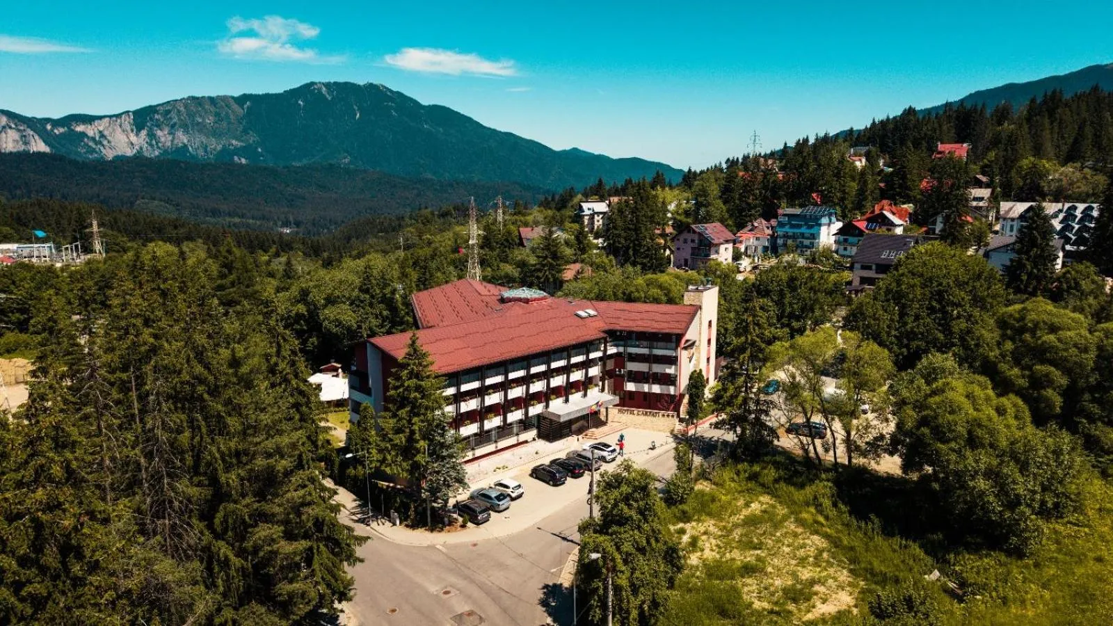Property building in Hotel Carpați