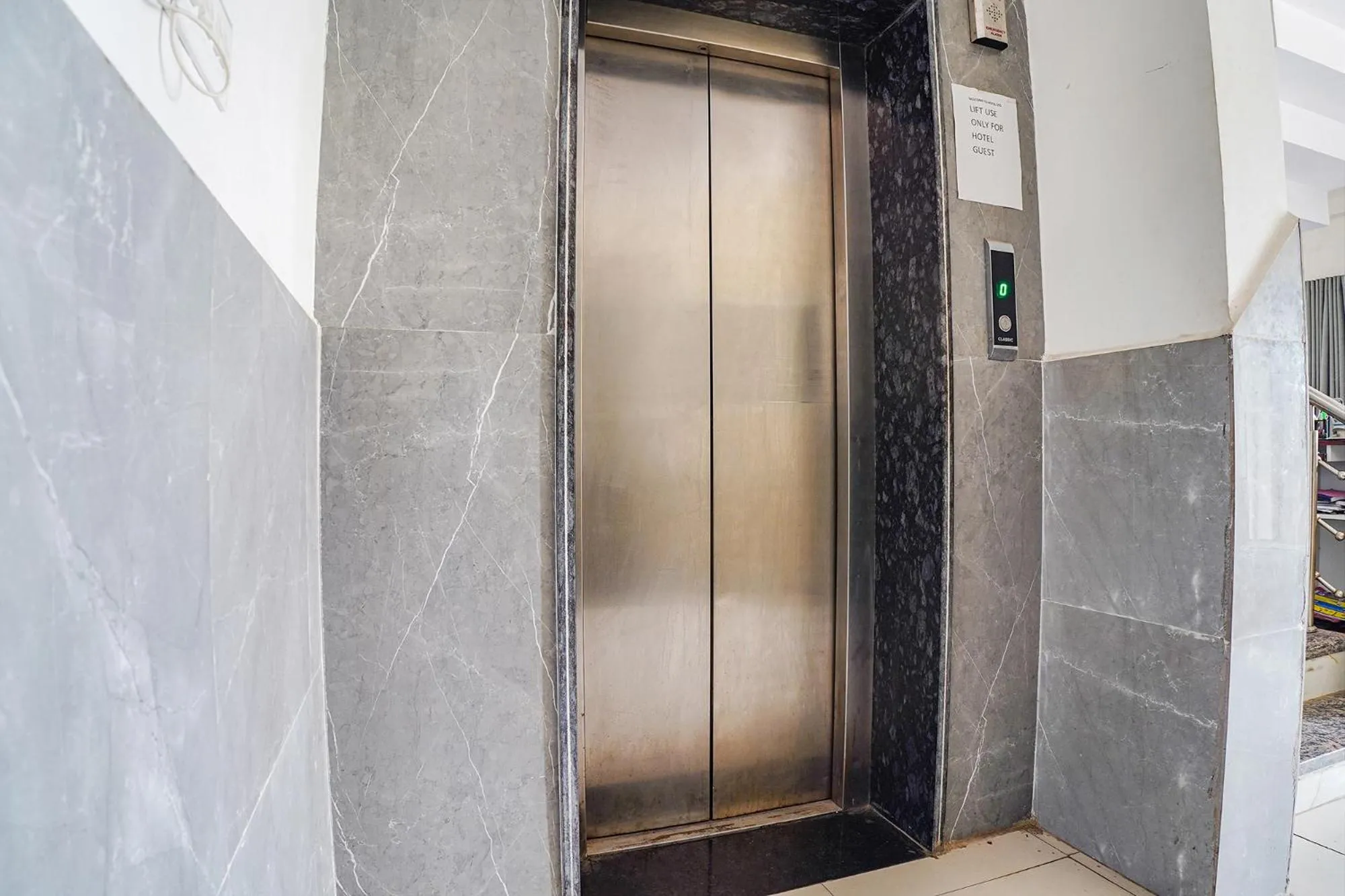 elevator in FabHotel SSG