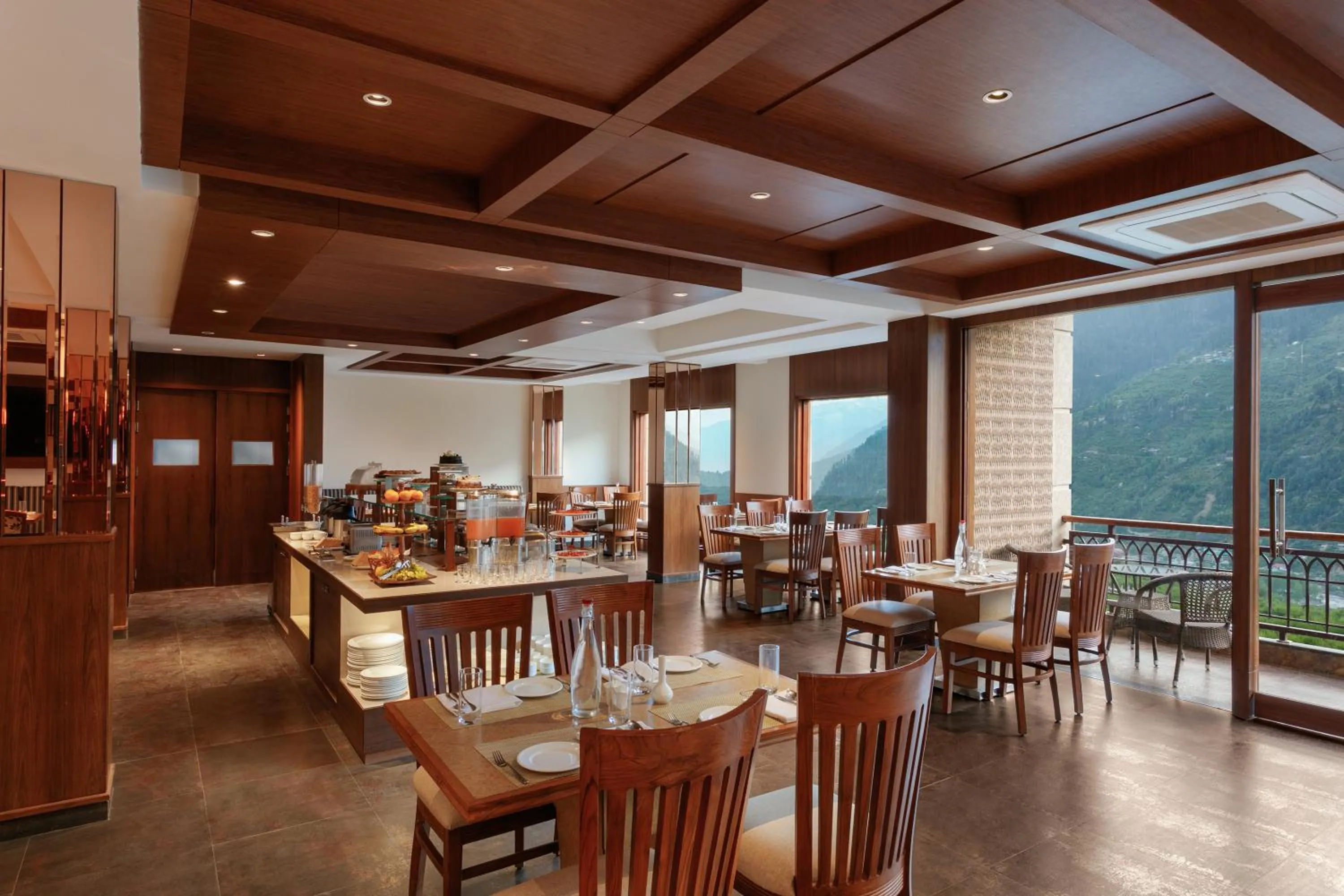 Restaurant/places to eat in The Orchid Manali - a Boutique Hotel