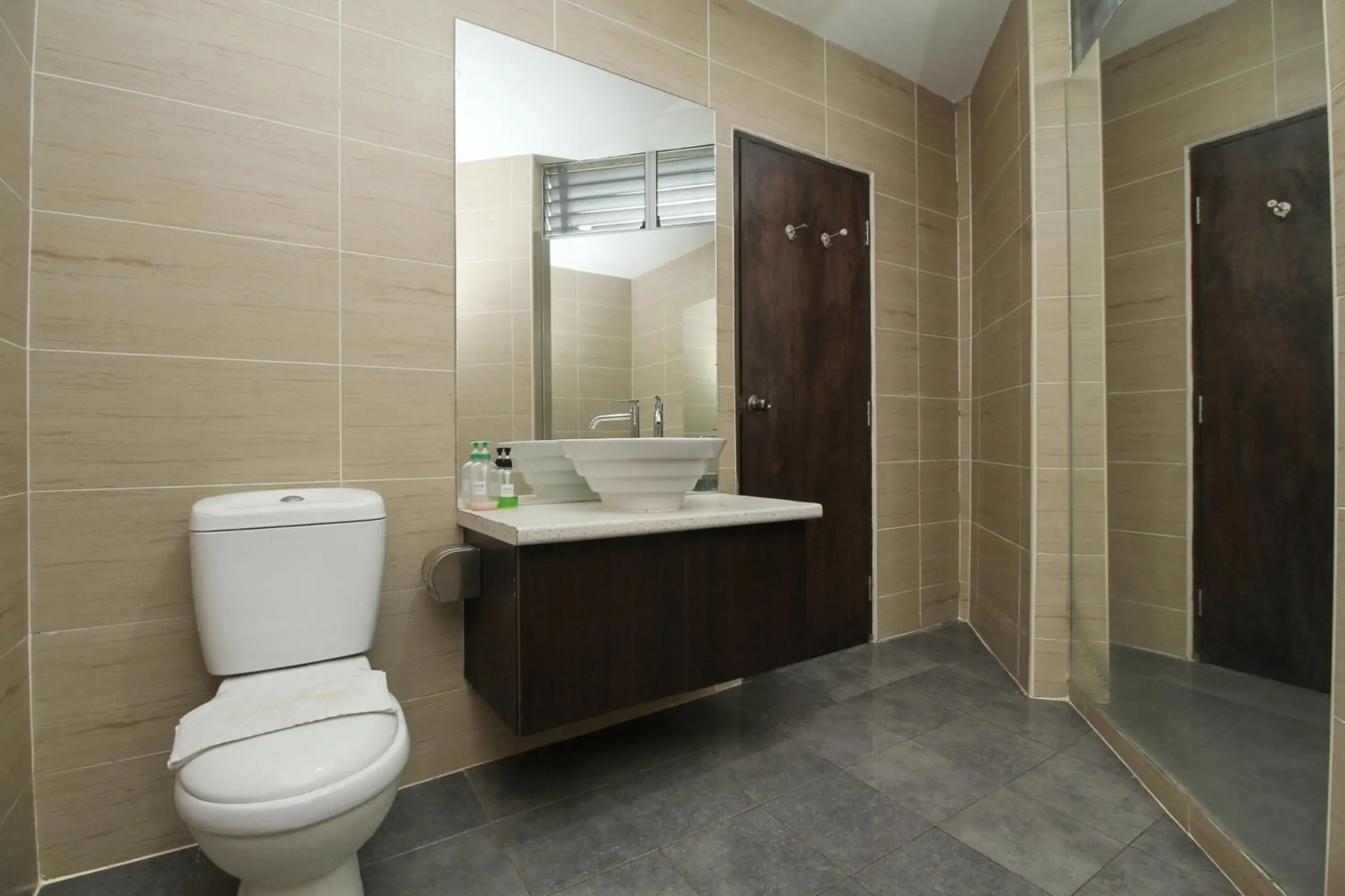 Bathroom in Grand Kapar Hotel Klang Sentral