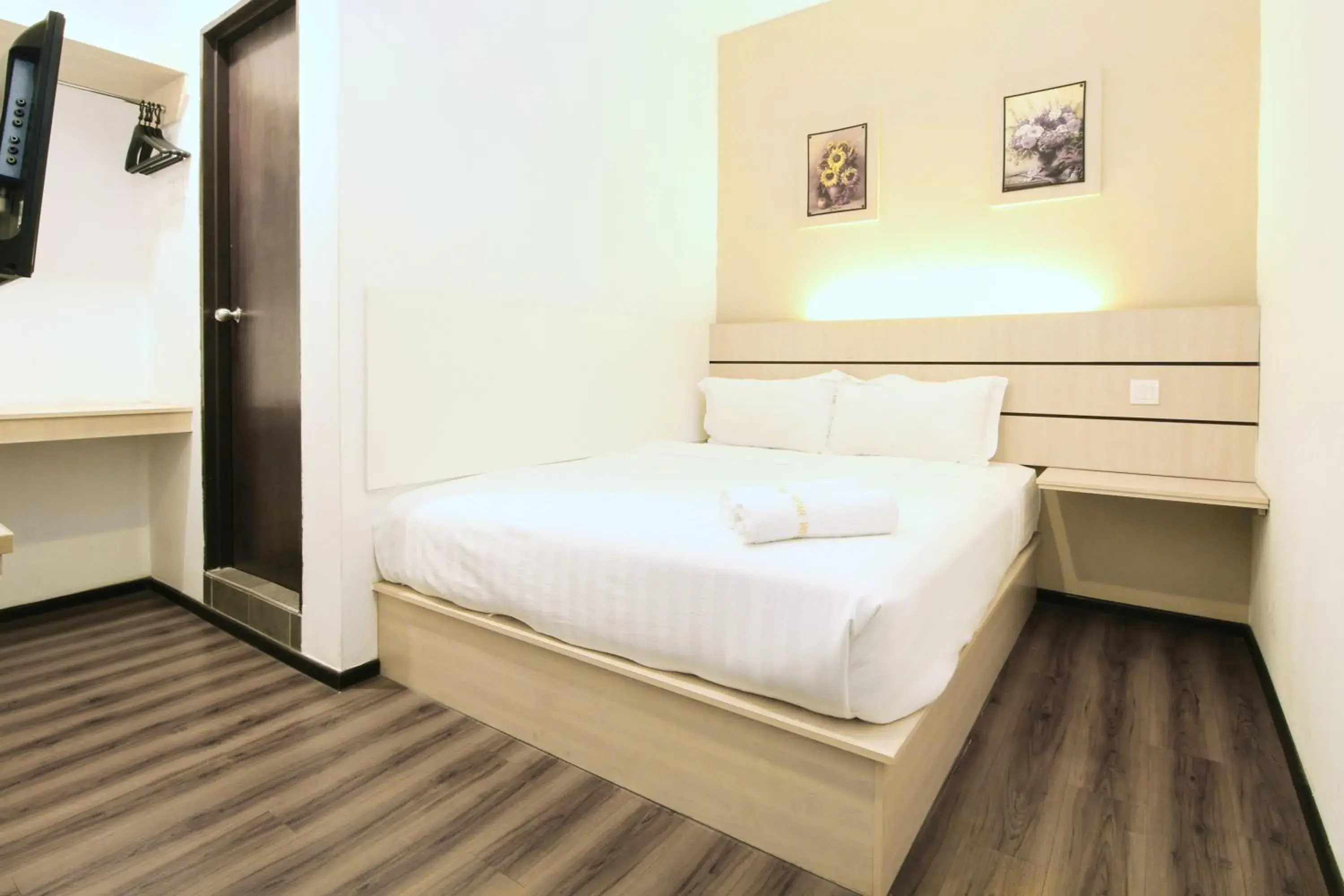 Bed in Grand Kapar Hotel Klang Sentral