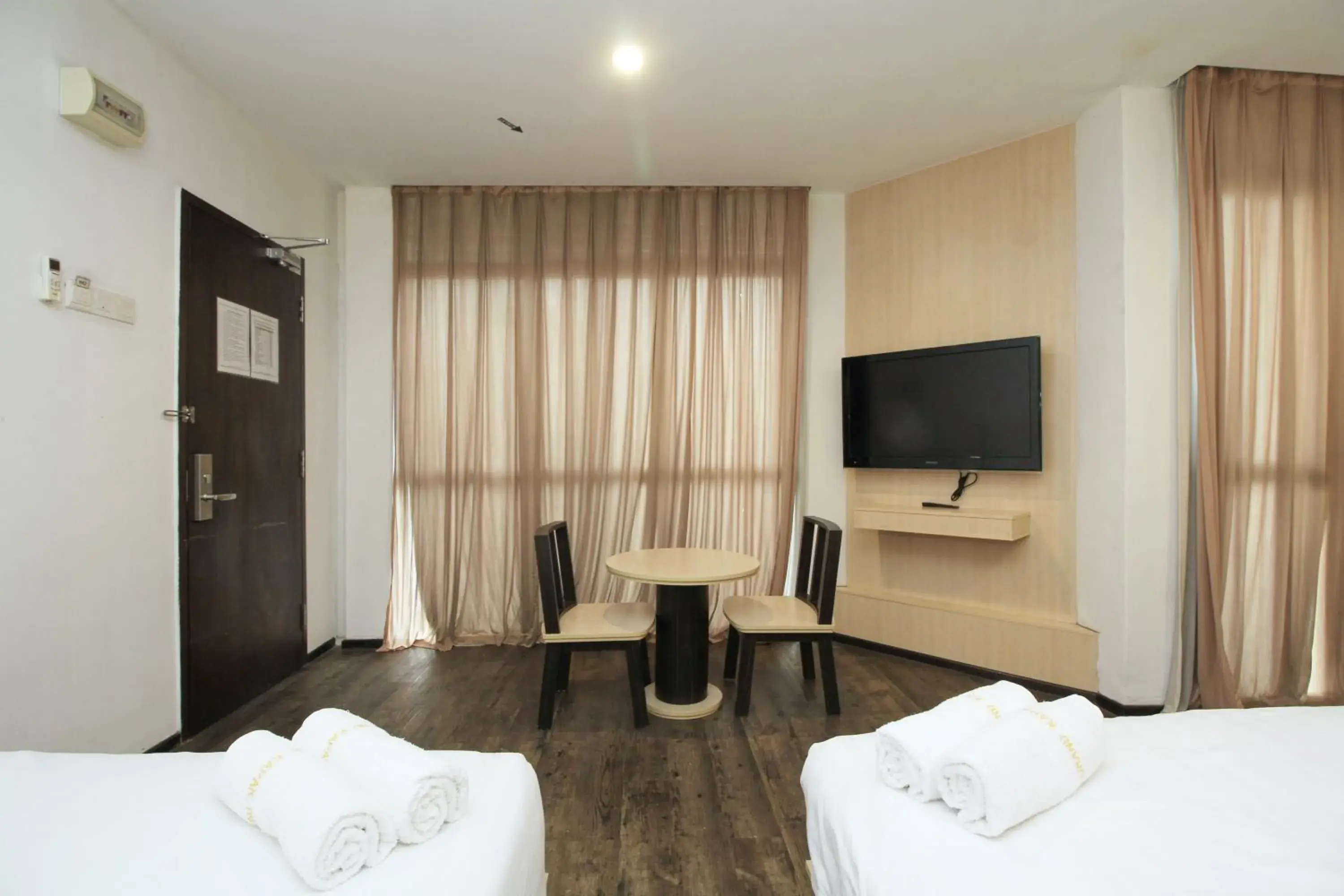 TV and multimedia, Bed in Grand Kapar Hotel Klang Sentral