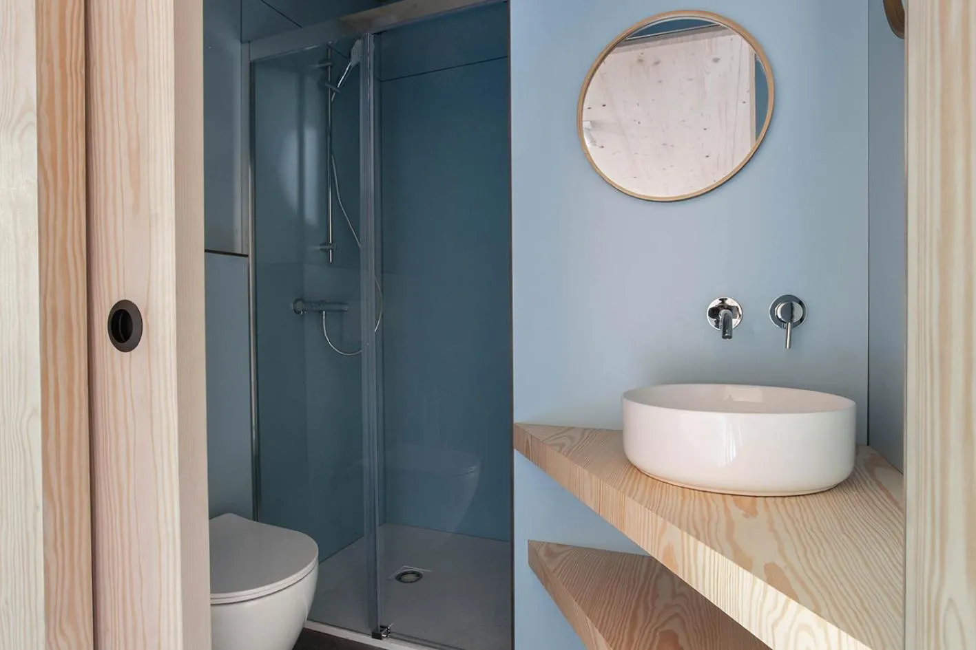 Shower in Buitenplaats Petersburg