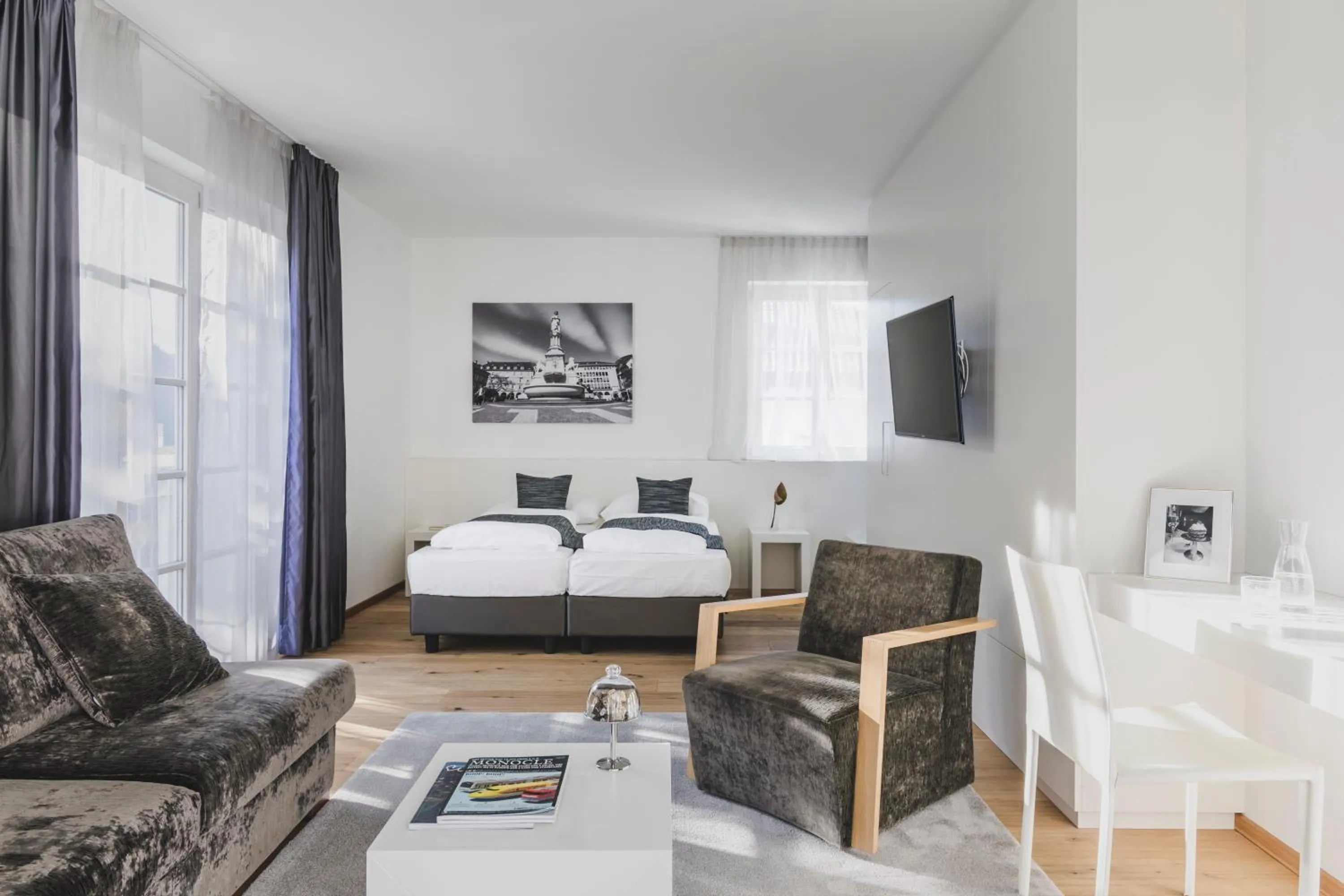 Living room, Bed in Hotel Magdalener Hof