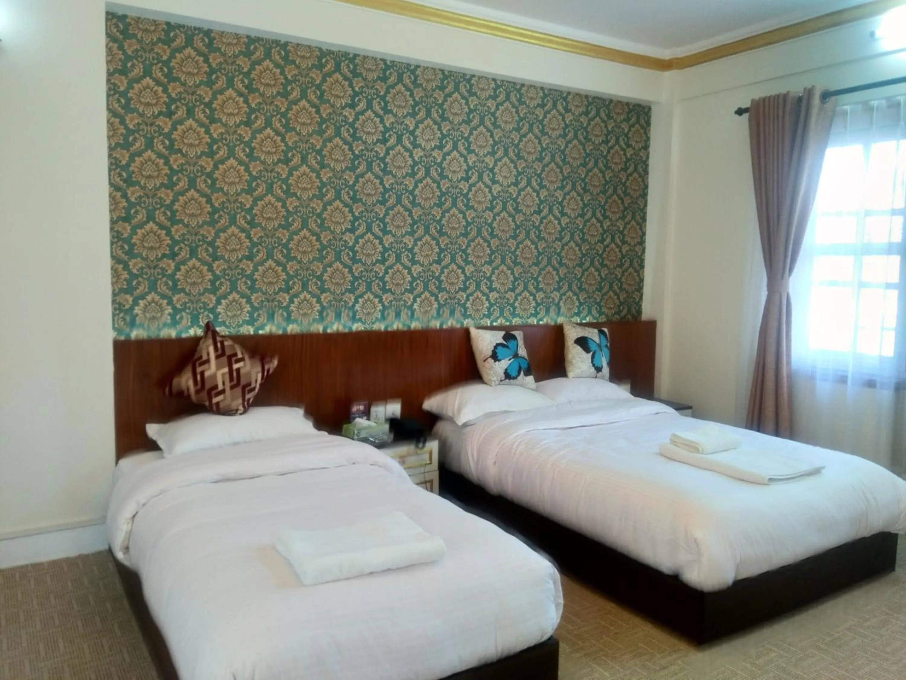 Bed in Hidden Leaf Bed & Breakfast