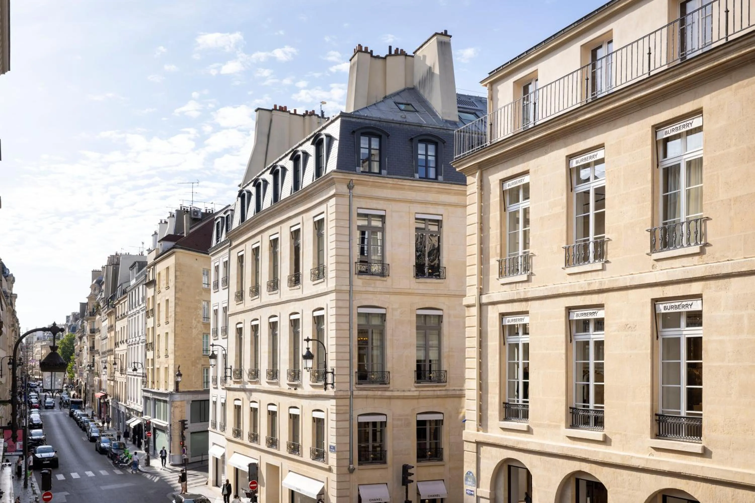 Property building in Yuna Saint-Honoré - Serviced Apartments
