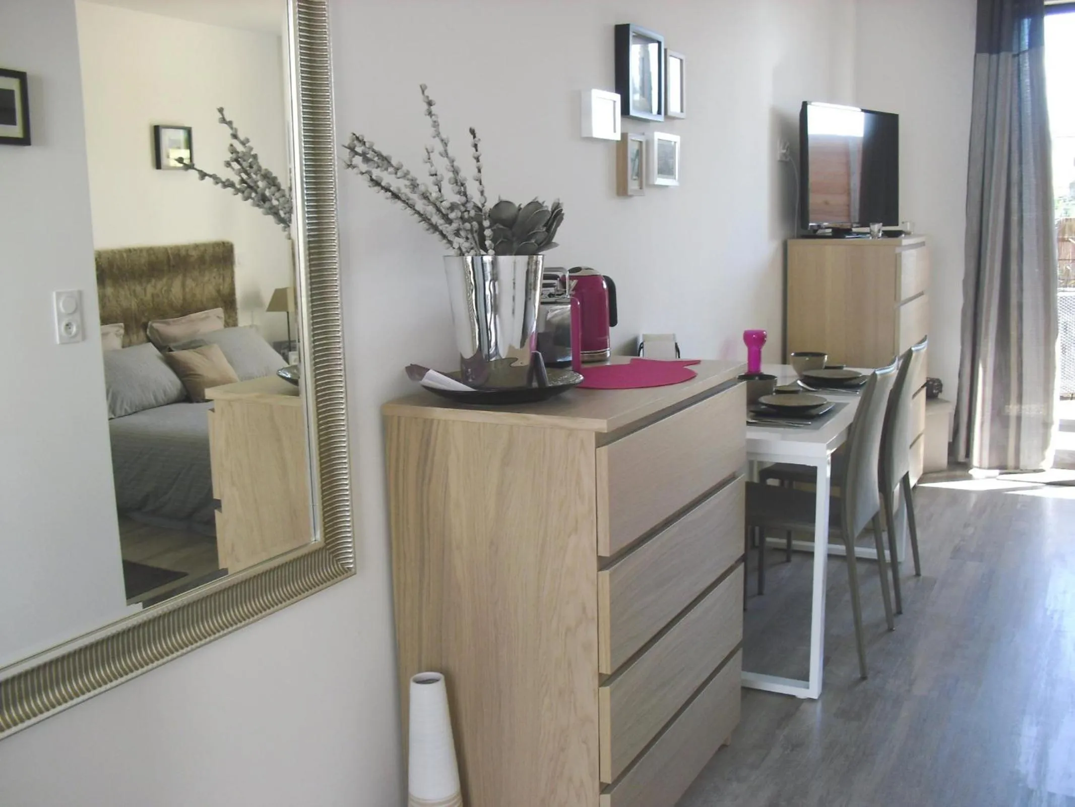 Decorative detail in Studio à Deux Pas d'Aix