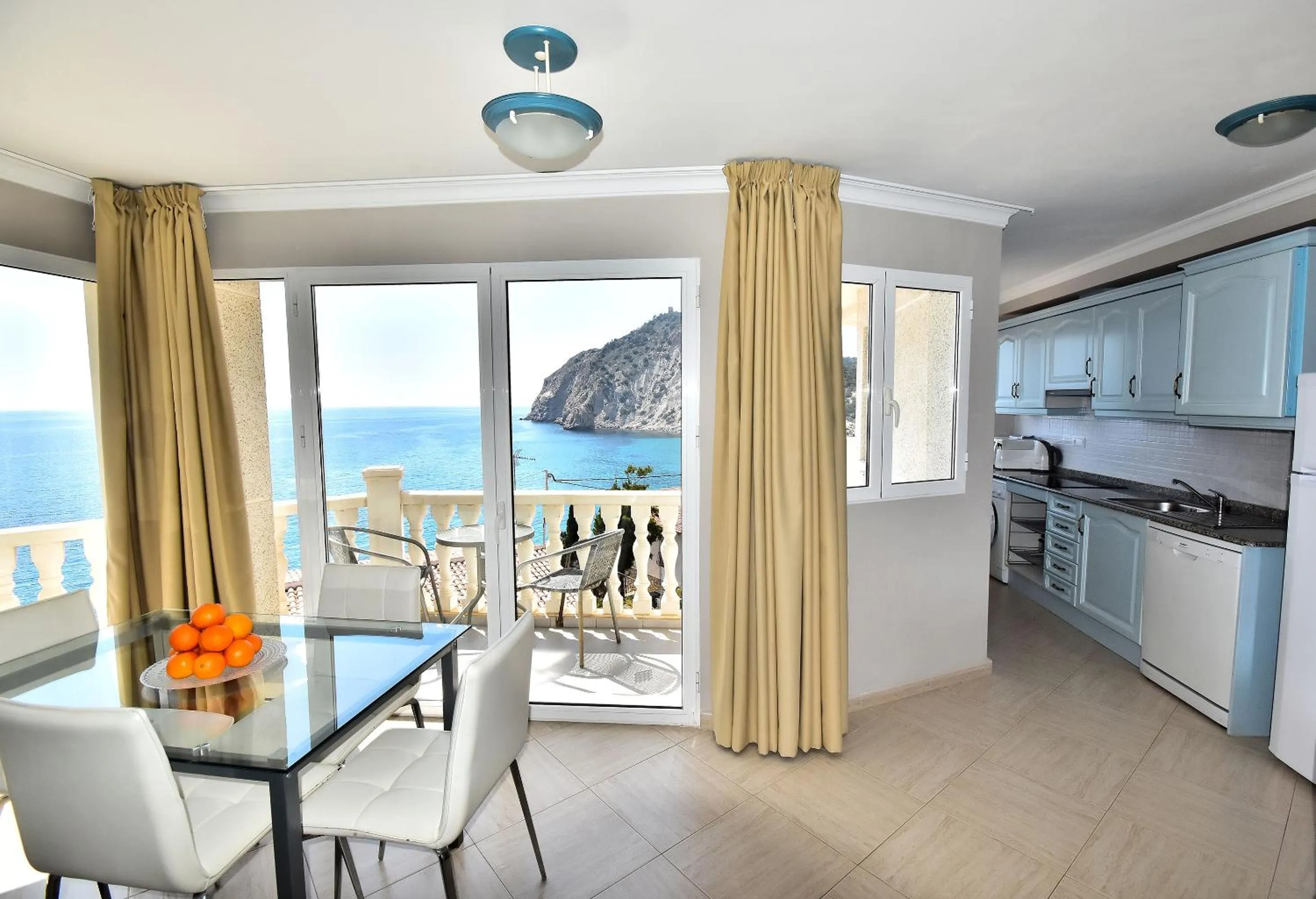Dining area in Aparthotel Ola Blanca