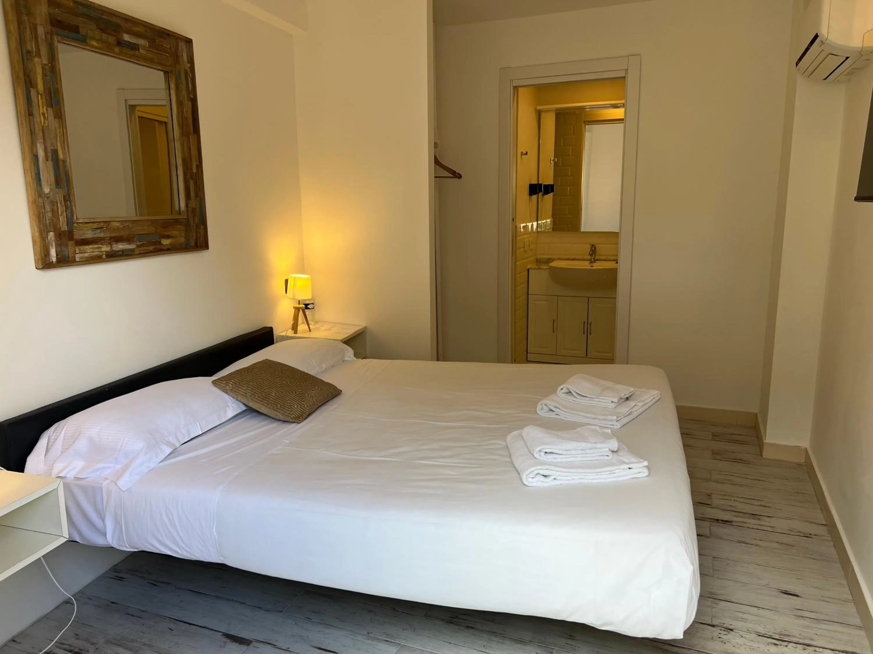 Bed in Maison d' Orange - Chambres