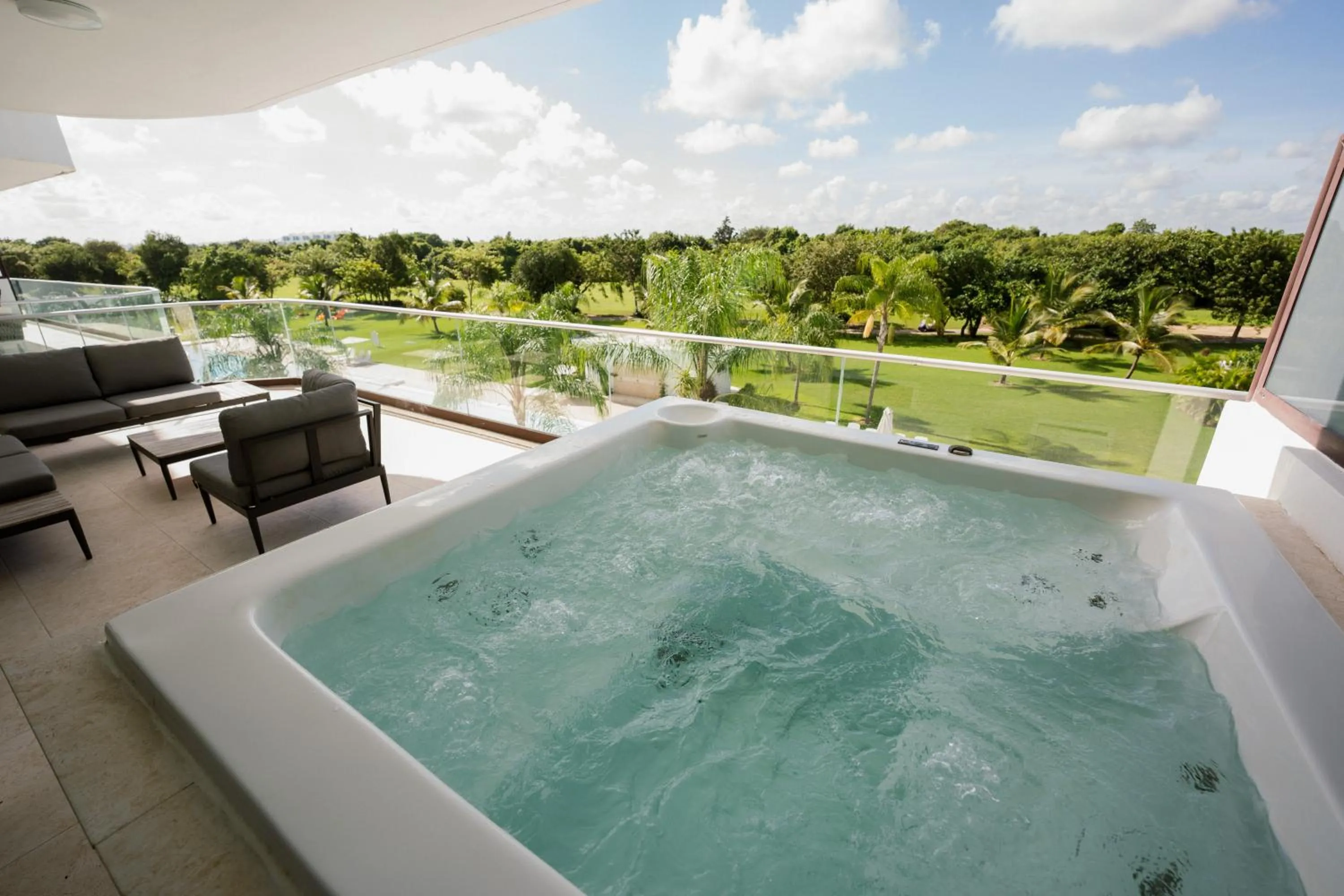 Hot Tub in Xeliter Cana Rock Punta Cana