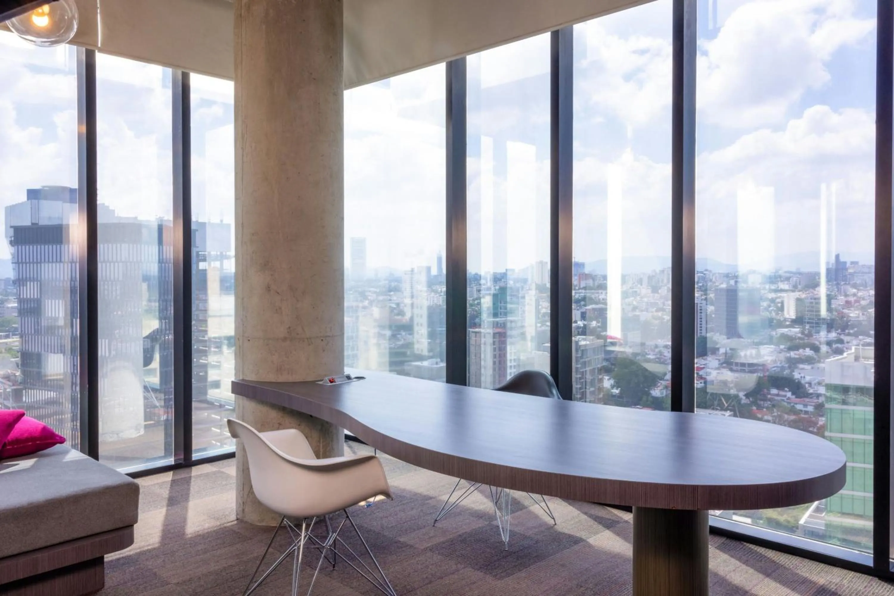 Photo of the whole room in Hotel Guadalajara Country Club by HNF