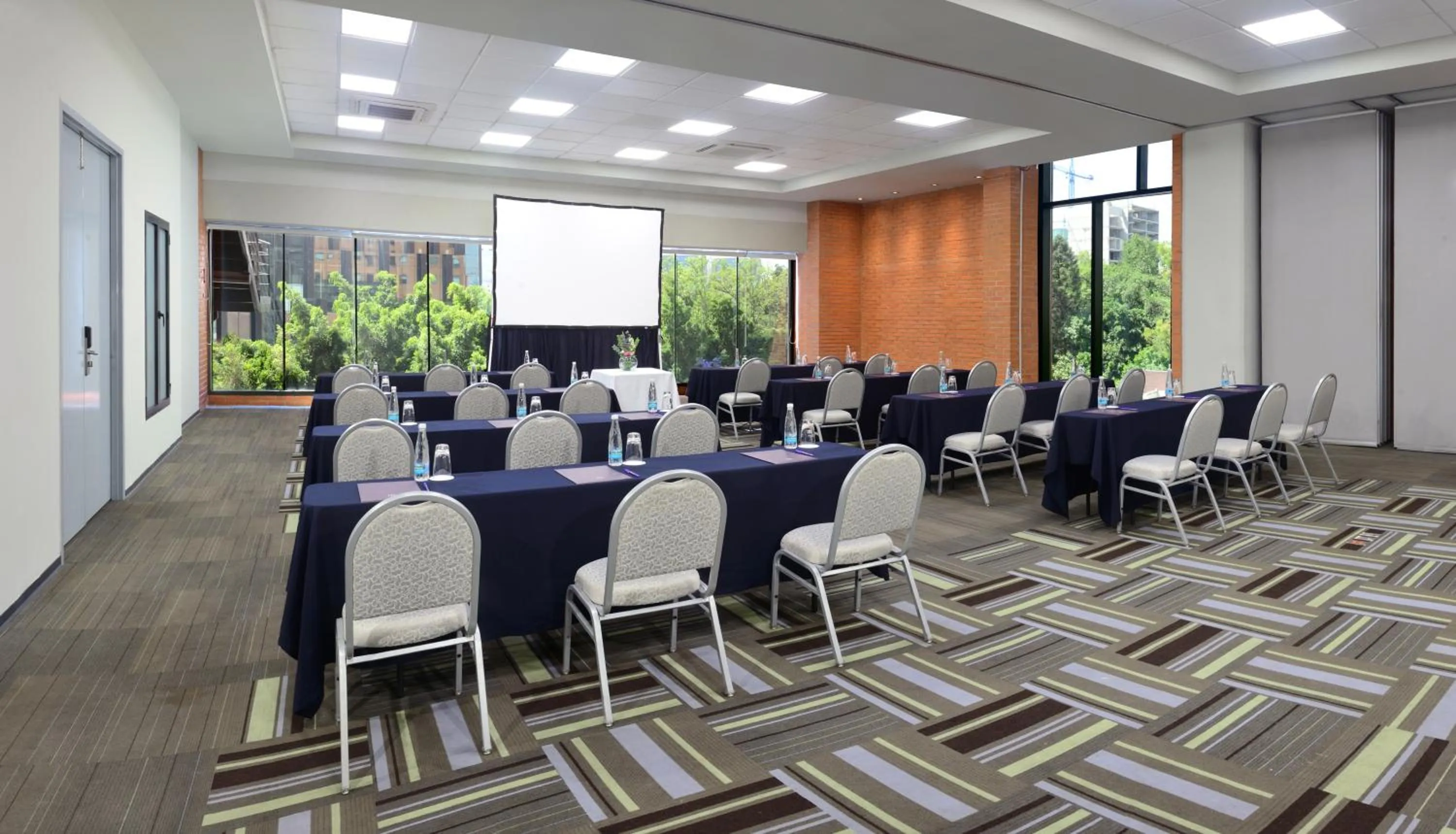 Meeting/conference room in Hotel Guadalajara Country Club by HNF