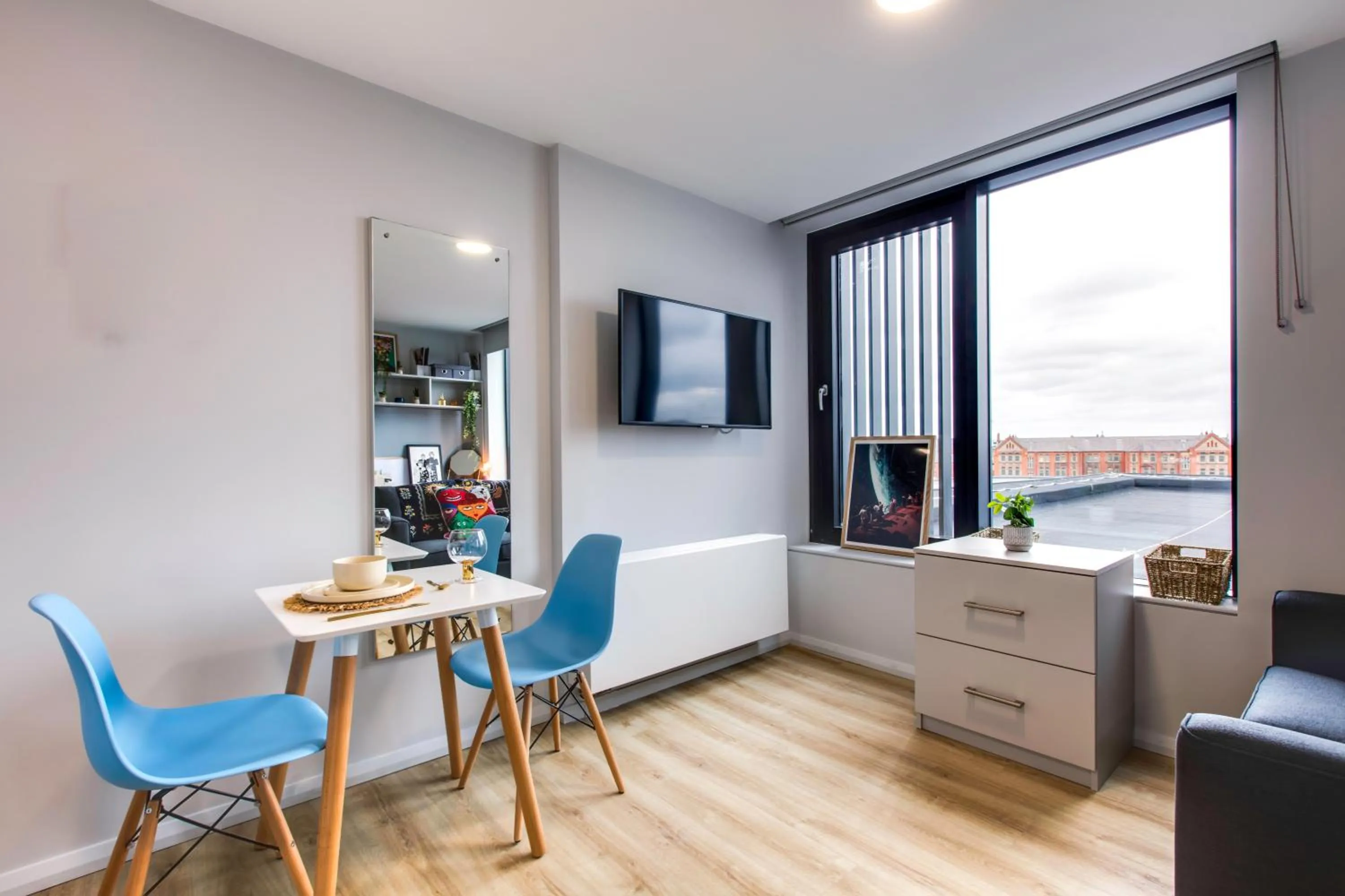 hair dresser in Yugo Explore - Kavanagh Court