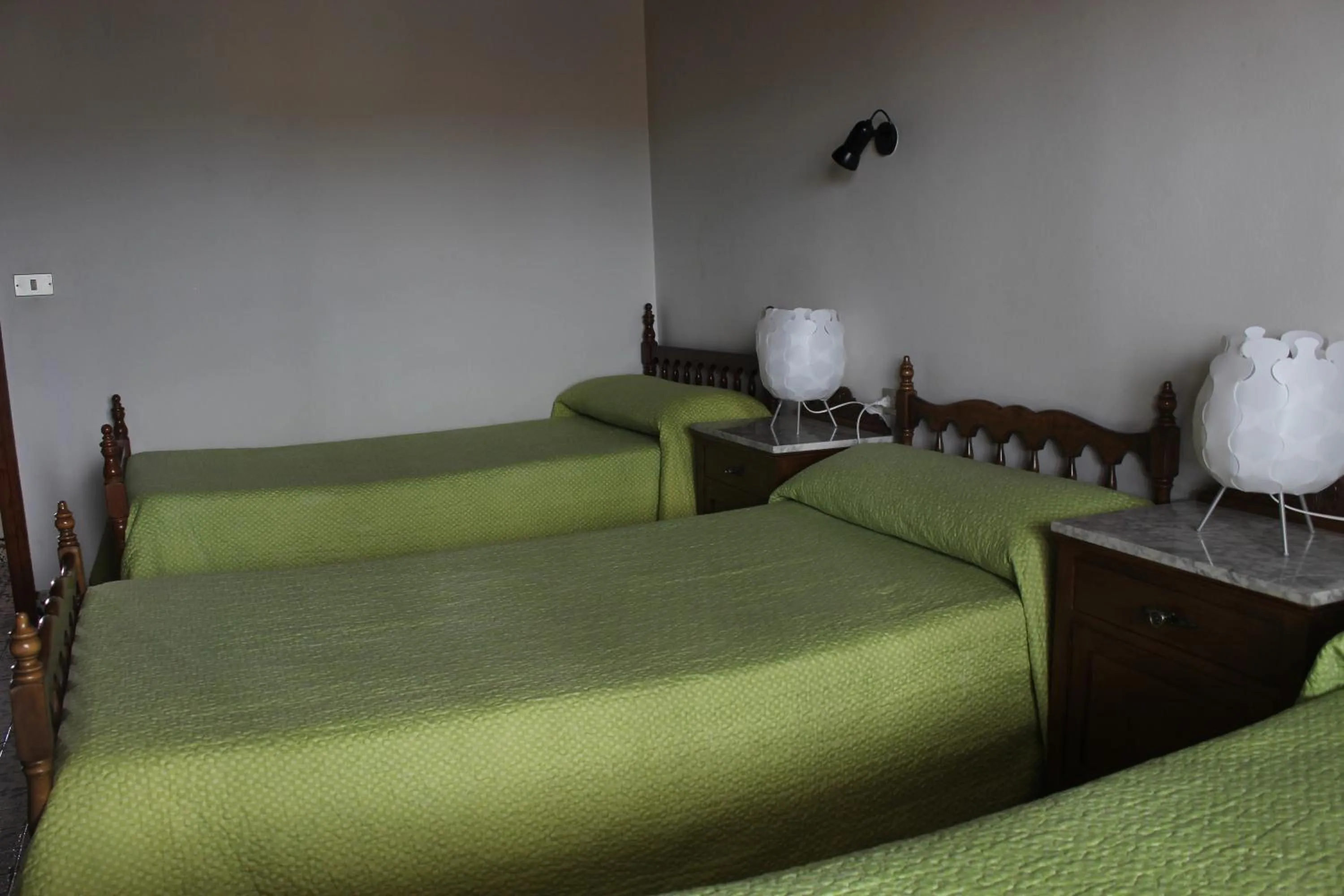 Bedroom, Bed in Albergue Turístico Silleda