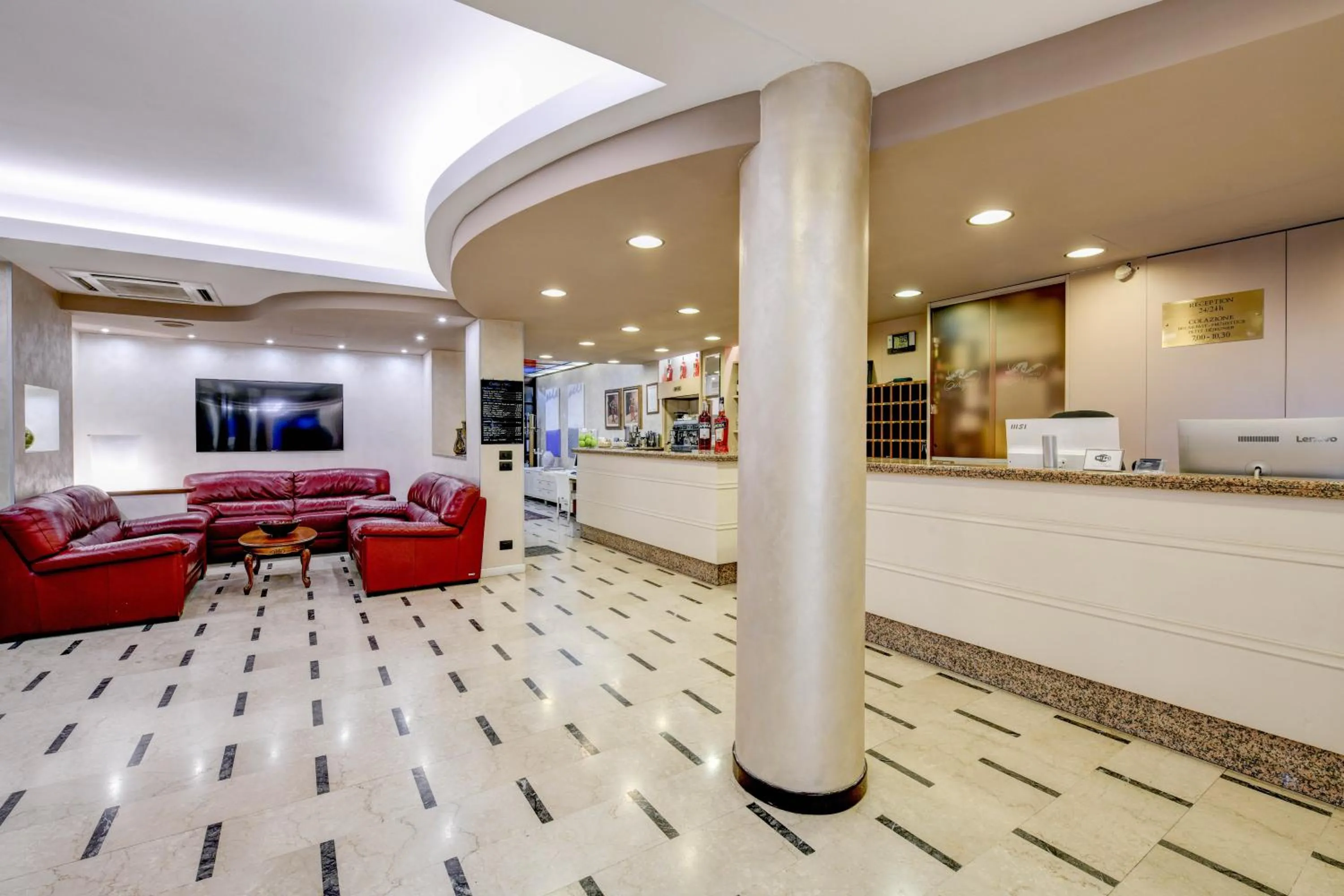 Lobby or reception in Hotel Europa