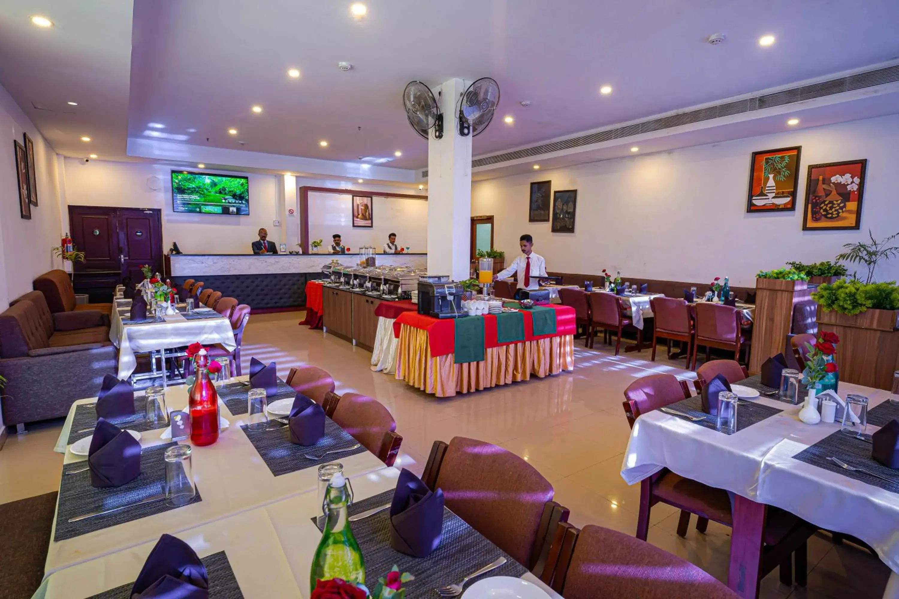 Restaurant/places to eat in Kumarakom Park Resort Restaurant/places to eat in Kumarakom Park Resort