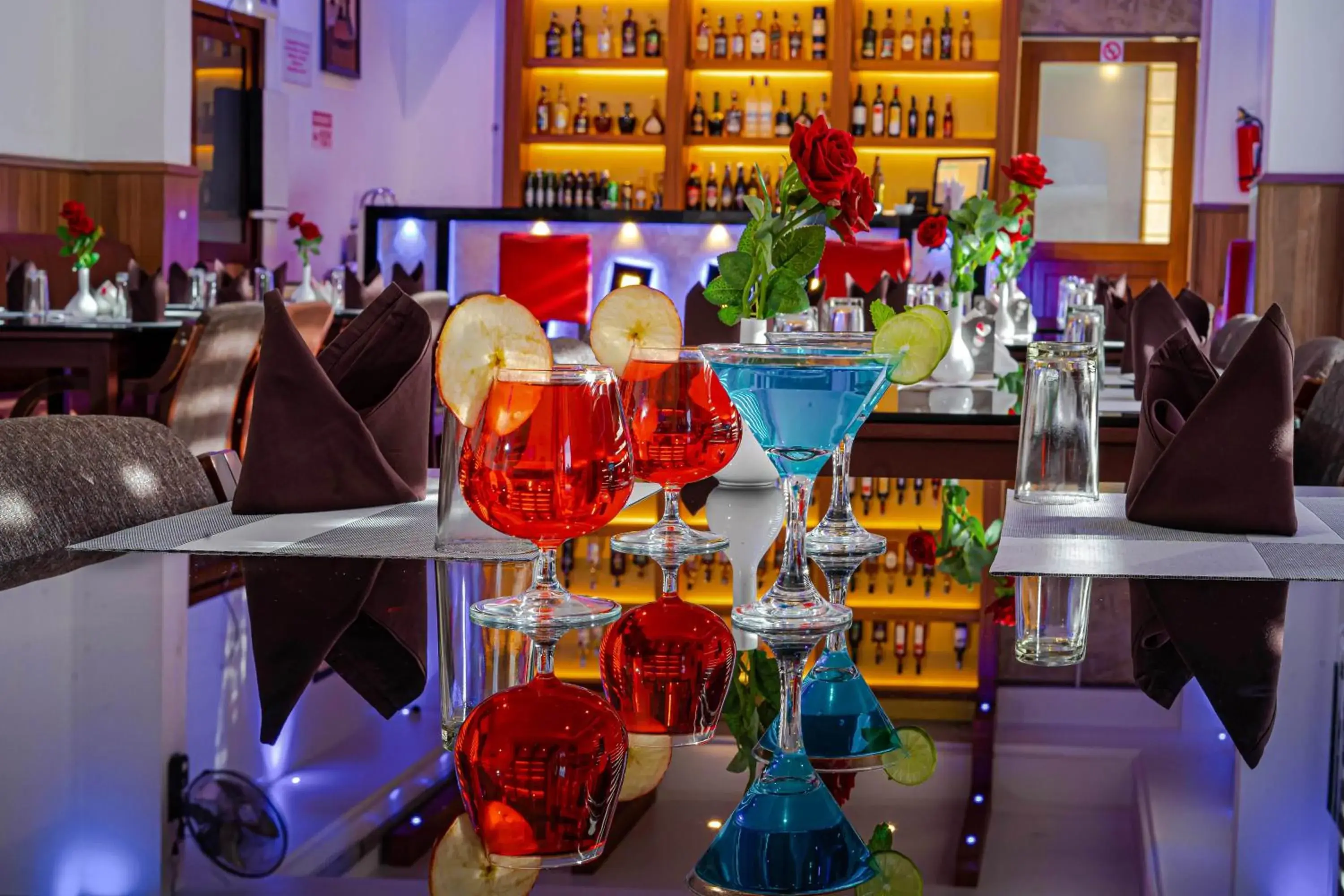 Lounge or bar in Kumarakom Park Resort Lounge or bar in Kumarakom Park Resort