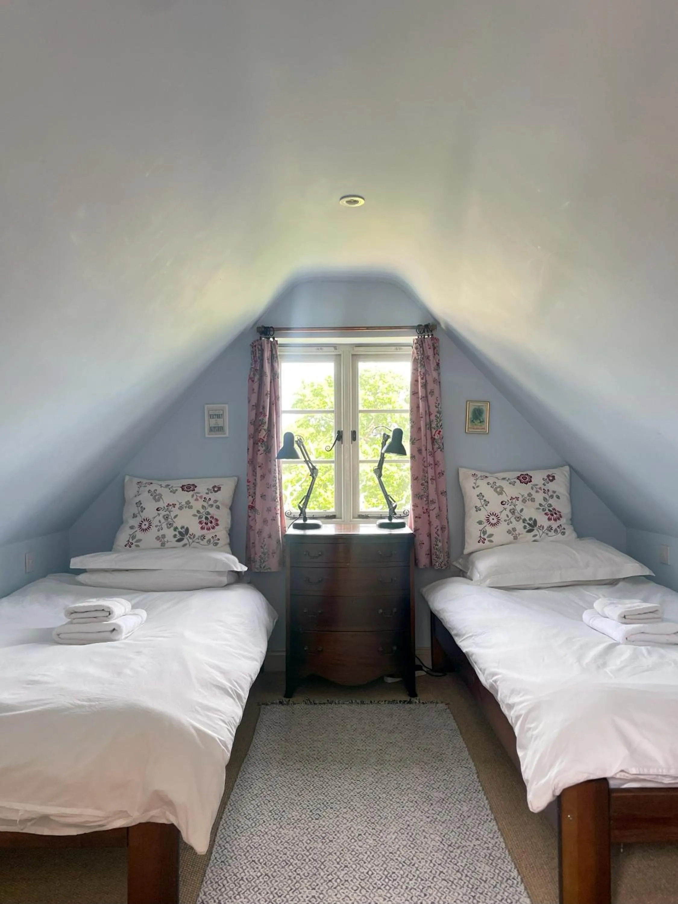 Bed in Starnash Farmhouse Holiday Home