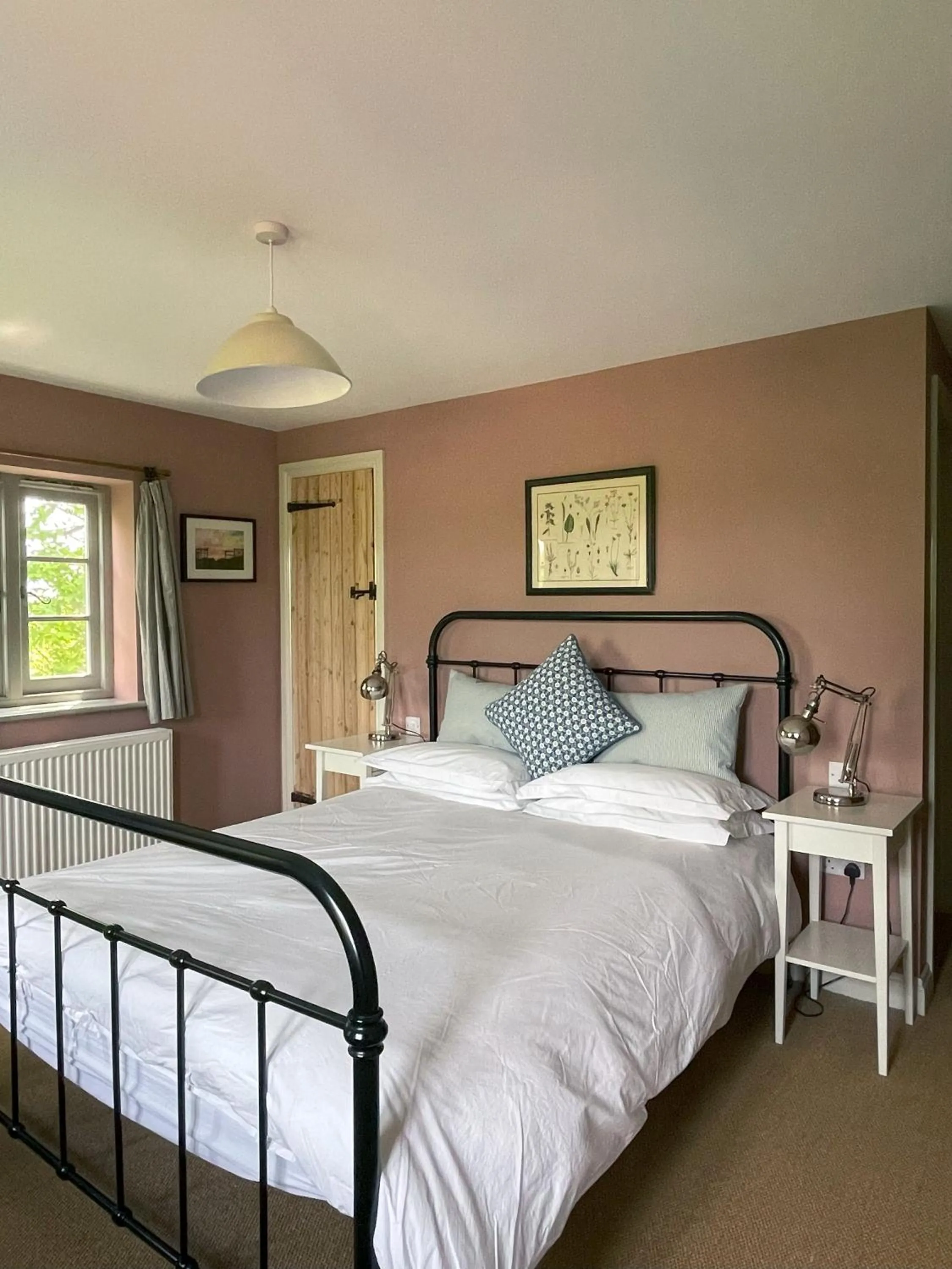 Bed in Starnash Farmhouse Holiday Home