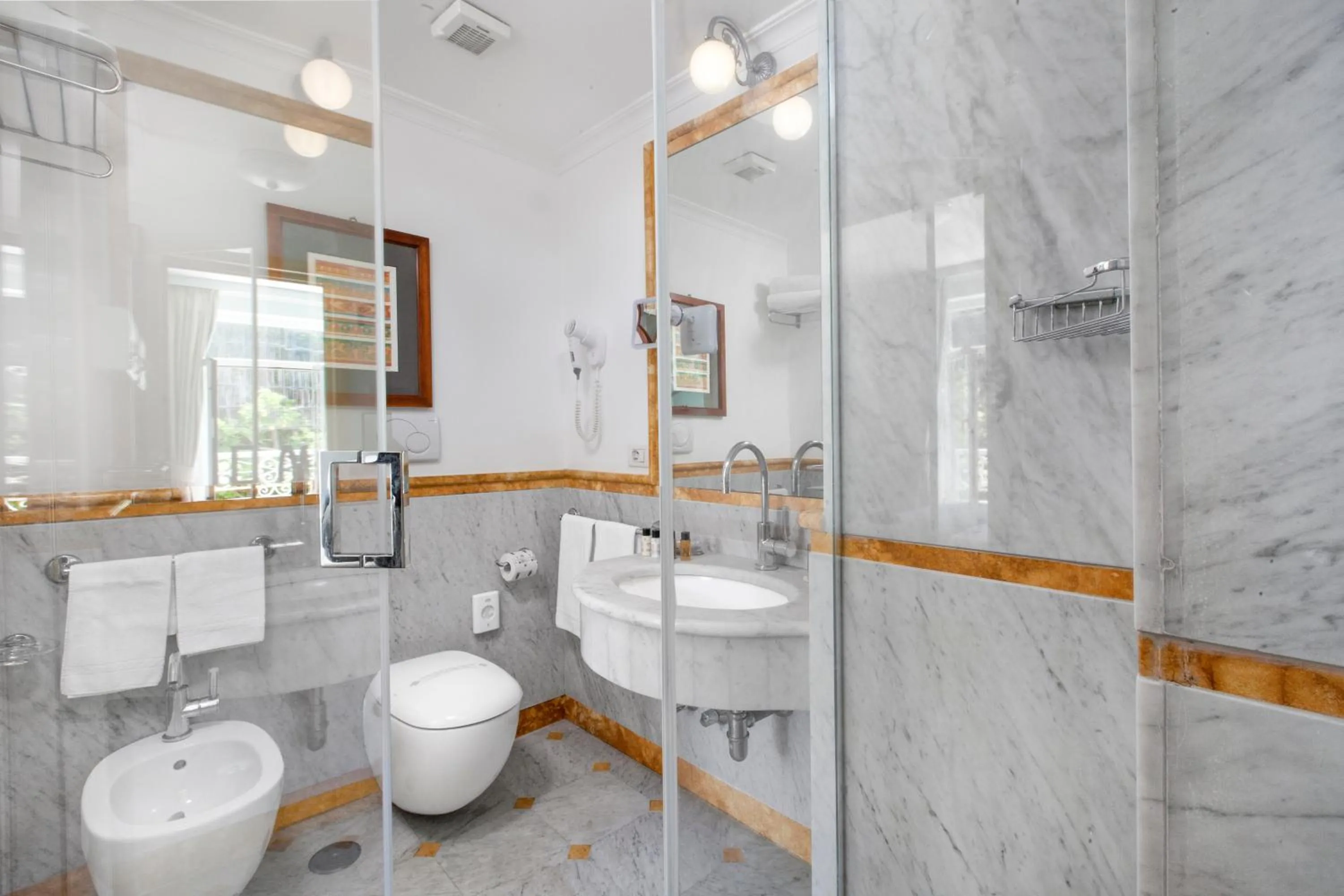 Bathroom in Relais Villa Savarese